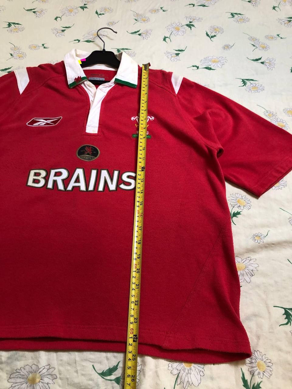Reebok Wales Rugby Union Vintage Reebok home jersey shirt Size US M / EU 48-50 / 2 - 5 Thumbnail