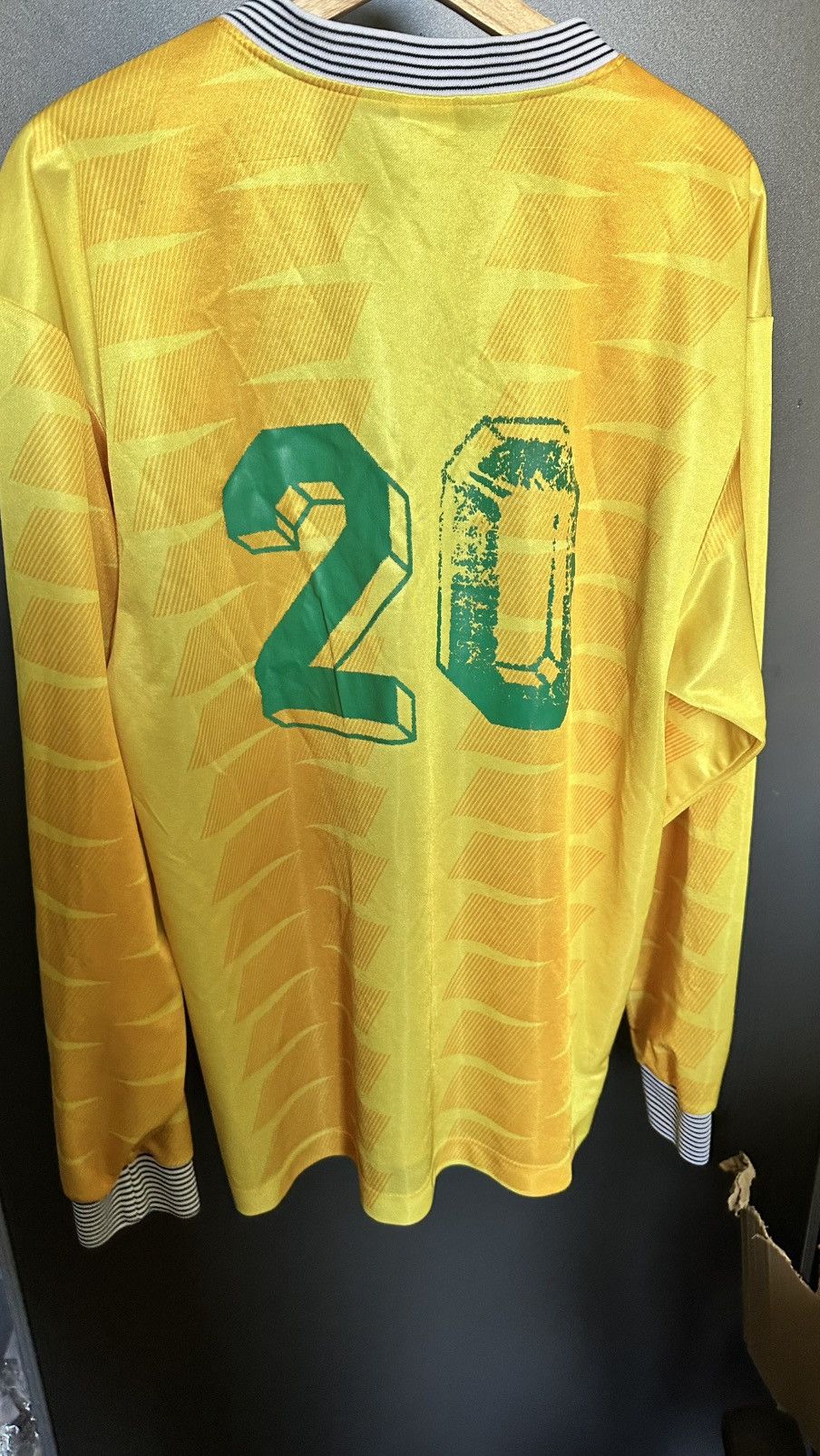 Nike × Vintage Vintage 90s Nice Rare long sleeve gym Grail football Size US XL / EU 56 / 4 - 8 Thumbnail