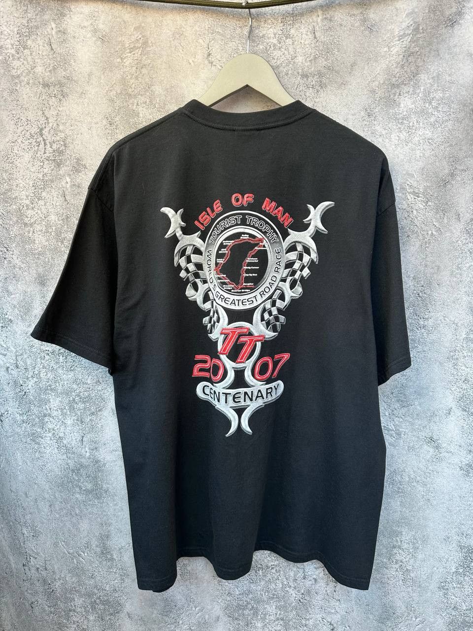 Vintage ISLE OF MAN TT 2007 "Centenary" Yamaha R1 Crew Neck T-Shirt Size US XXL / EU 58 / 5 - 3 Thumbnail
