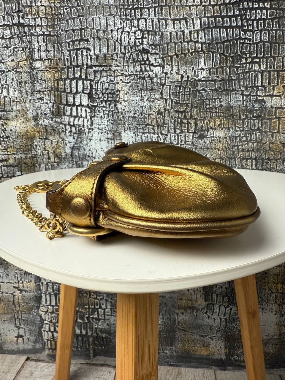 Salvatore Ferragamo Salvatore Ferragamo Gold Chain Shoulder Bag Size ONE SIZE - 16 Thumbnail