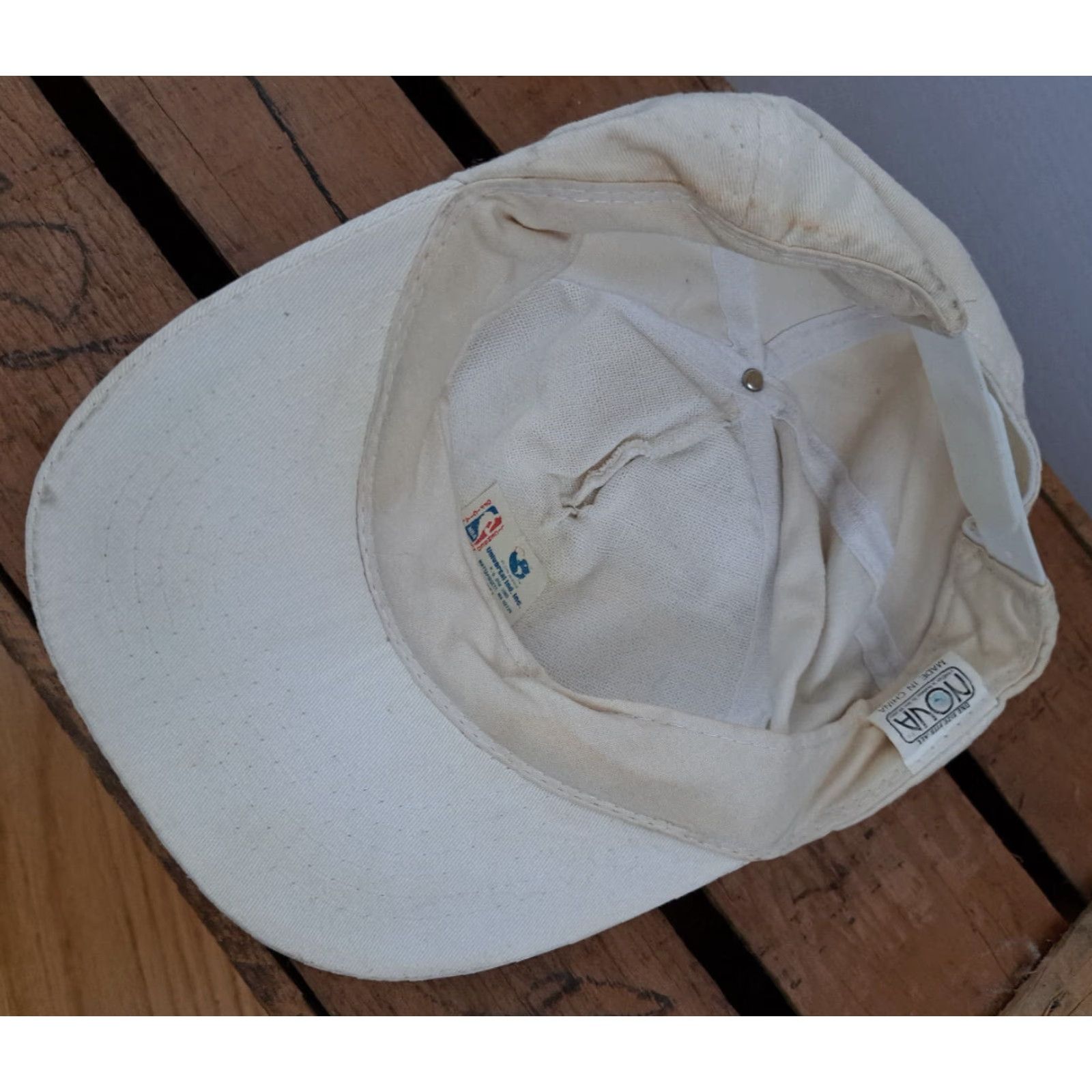 Vintage VINTAGE World Champions Detroit Pistons Hat Snapback Nova Men Adjustable White Cotton Sports Size ONE SIZE - 4 Thumbnail