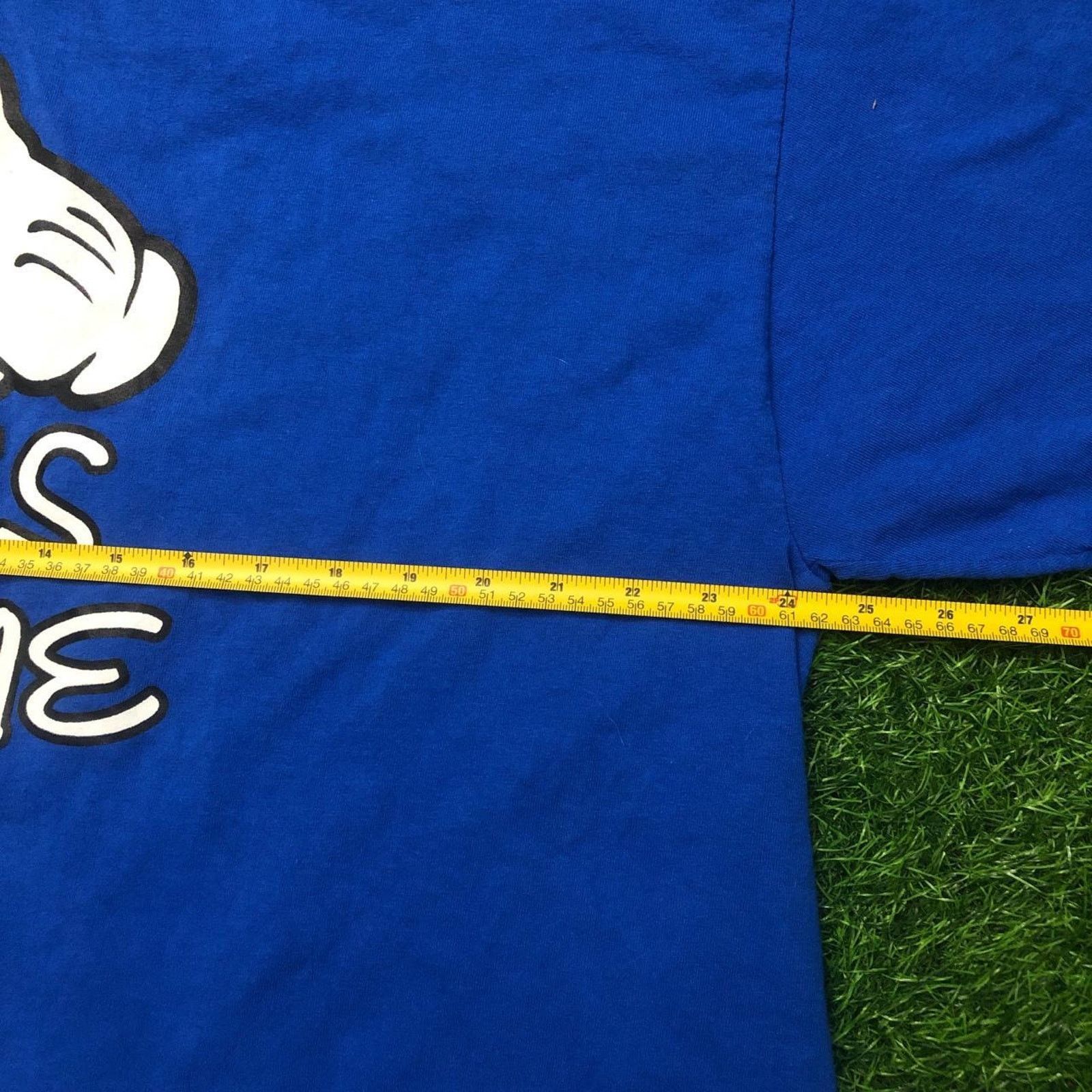 Gildan Blue ‘He’s Mine’ St. Kitts, WI Pointing Finger Graphic Tee Size US S / EU 44-46 / 1 - 3 Thumbnail