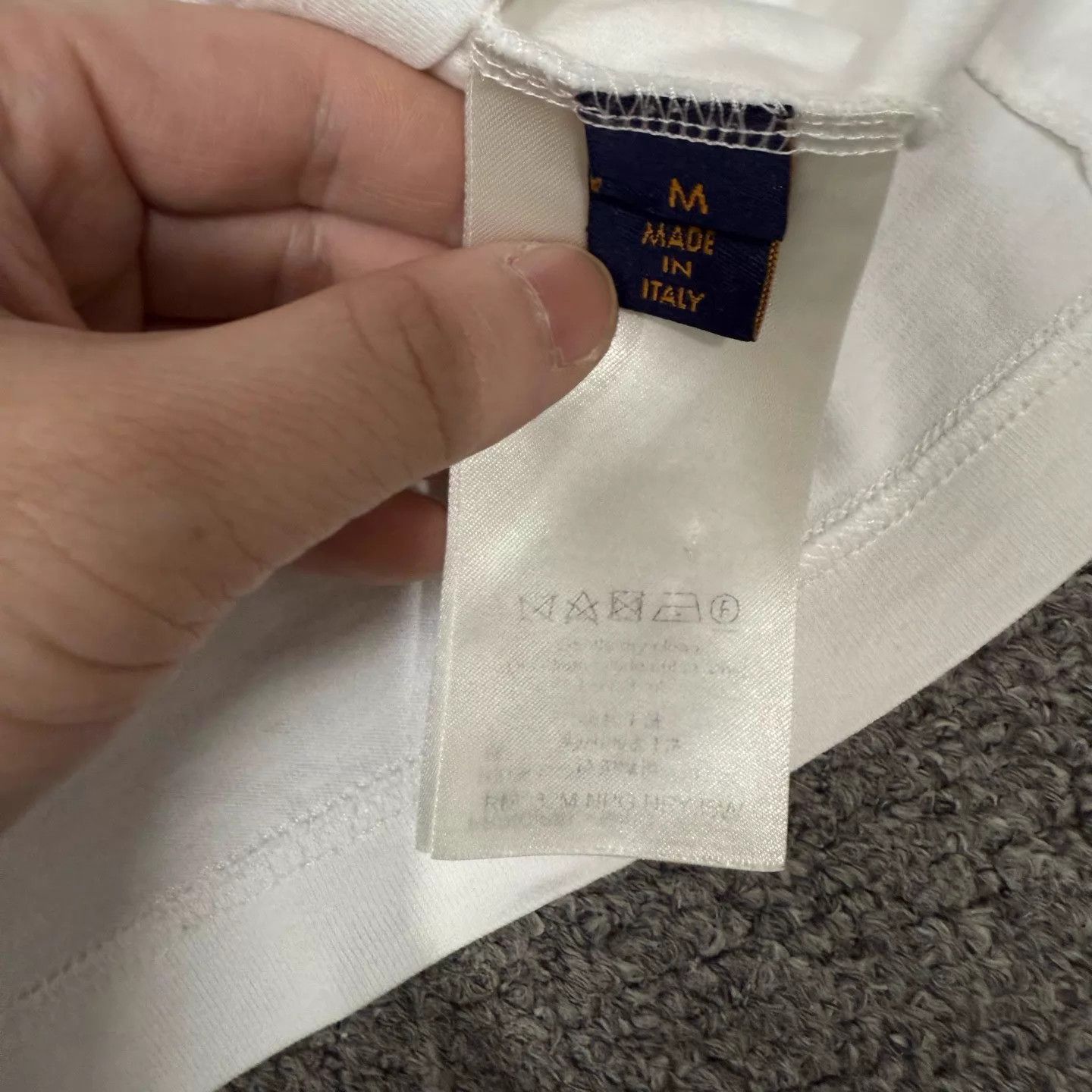 Louis Vuitton LV gradient beaded logo short sleeve tee M 99 new Size US M / EU 48-50 / 2 - 4 Thumbnail