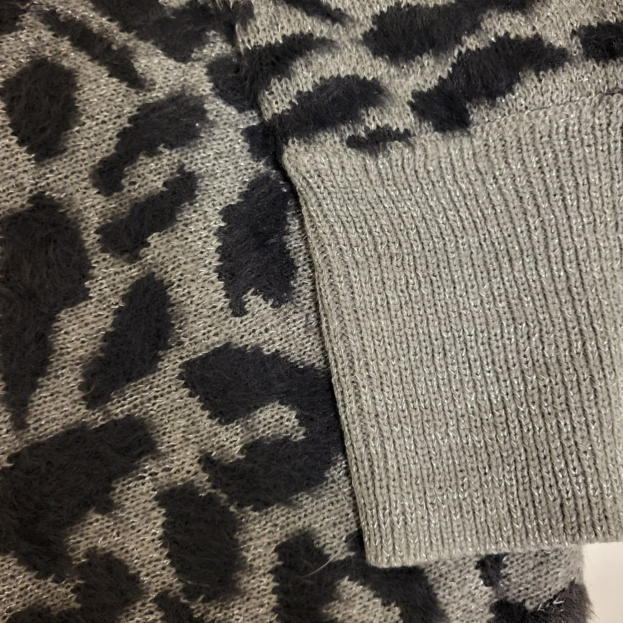 Jennifer Lopez Jennifer Lopez Sweater Womens Medium Gray Animal Leopard Pri Size XL / US 12-14 / IT 48-50 - 12 Thumbnail