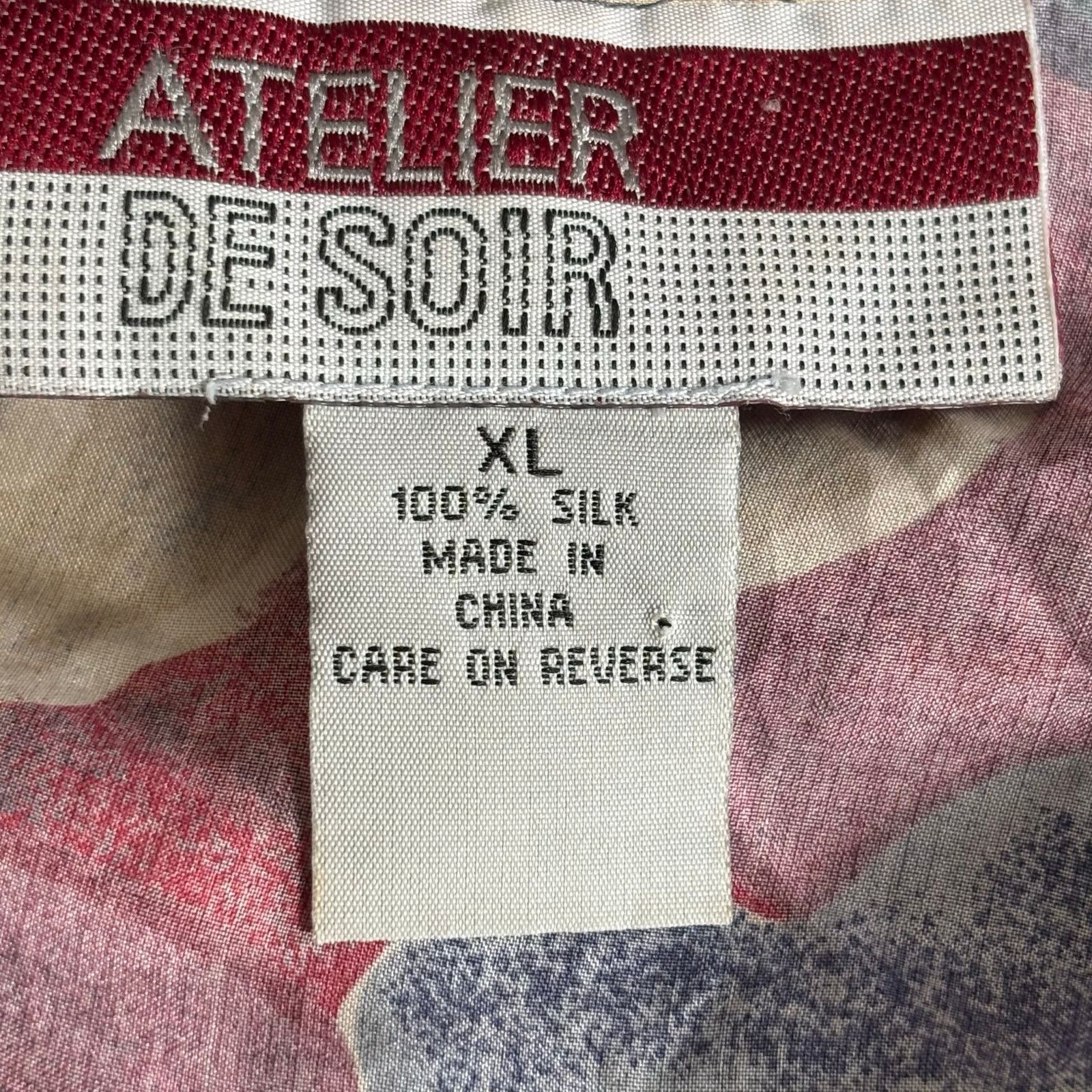 Vintage Vintage 90s Silk Floral Shirt XL Red Blue Beige Short Sleeve Size US XL / EU 56 / 4 - 7 Thumbnail