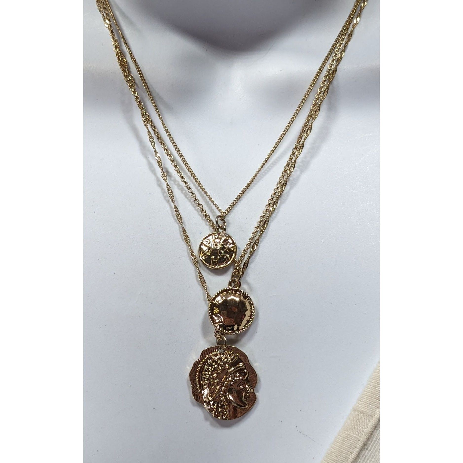 Other Elegant Layered Mini Medallion/Coin Gold Tone Necklace Size ONE SIZE - 4 Thumbnail