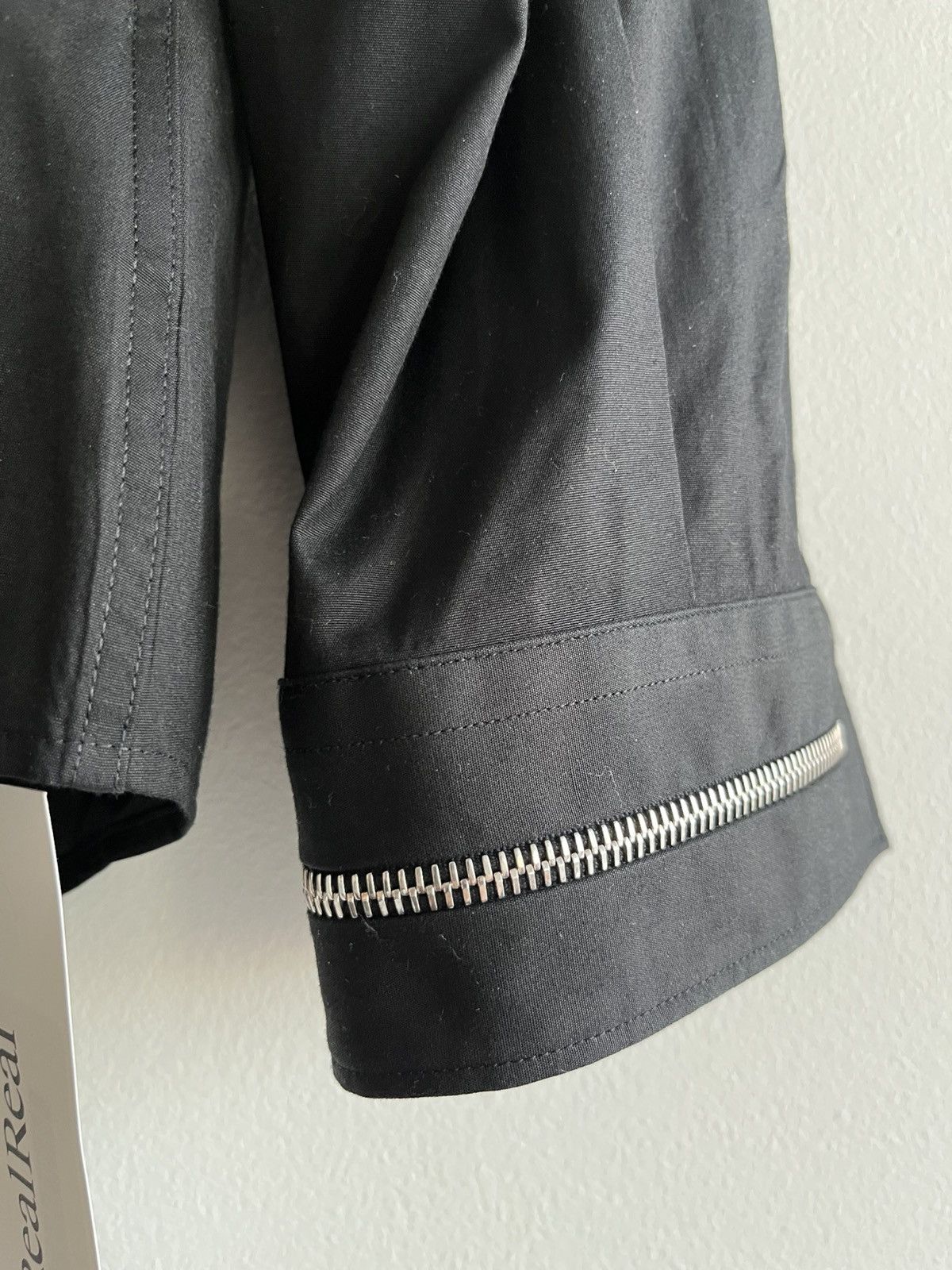 Givenchy $2k Givenchy Super Runway Zipper Shirt Perfect Condition Size US L / EU 52-54 / 3 - 5 Thumbnail