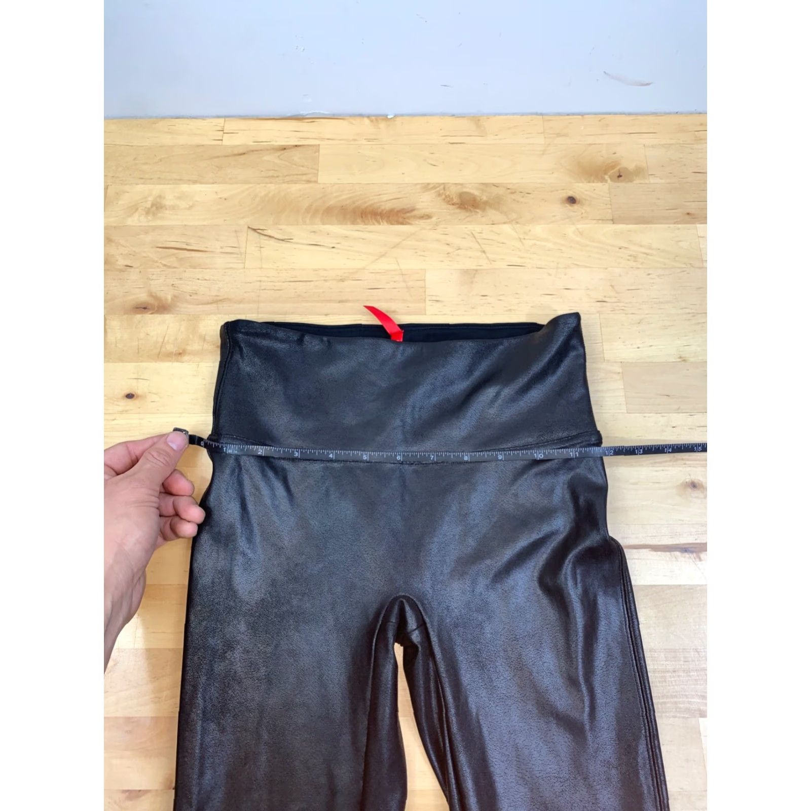 Spanx Spanx Faux Leather Leggings Womens S Black Casual 27" Inseam #8130 Size 28" / US 6 / IT 42 - 7 Thumbnail