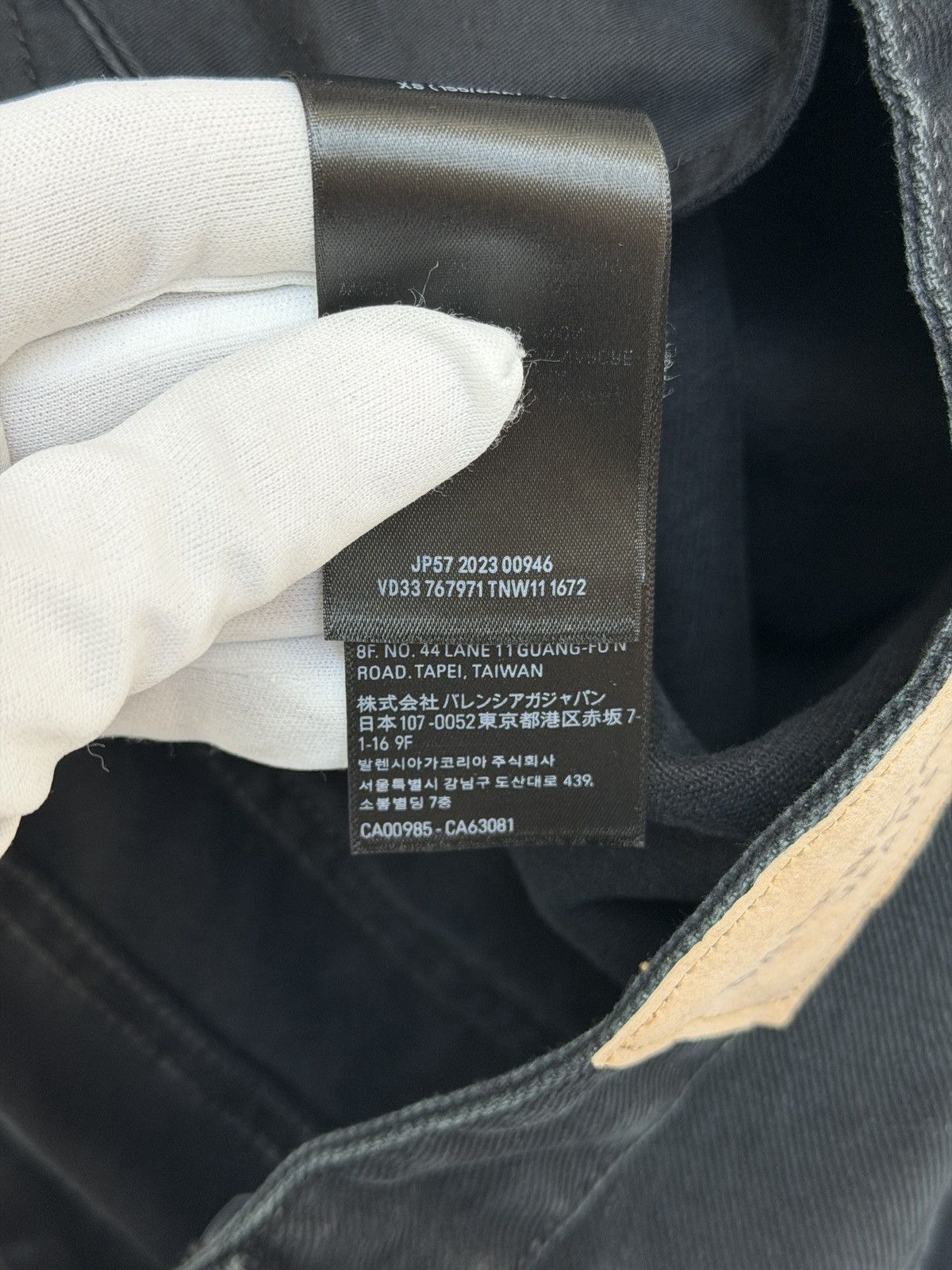 Balenciaga Balenciaga Baggy Cargo Carpenter Black Denim Pant Size US 28 / EU 44 - 15 Thumbnail