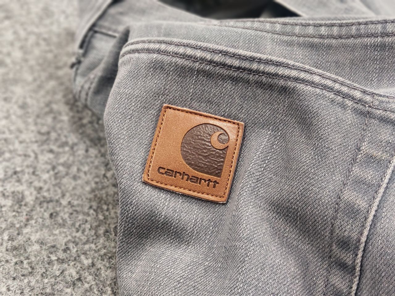 Carhartt Vintage Carhartt Light Gray Faded denim Jeans USA Style Size US 34 / EU 50 - 14 Thumbnail