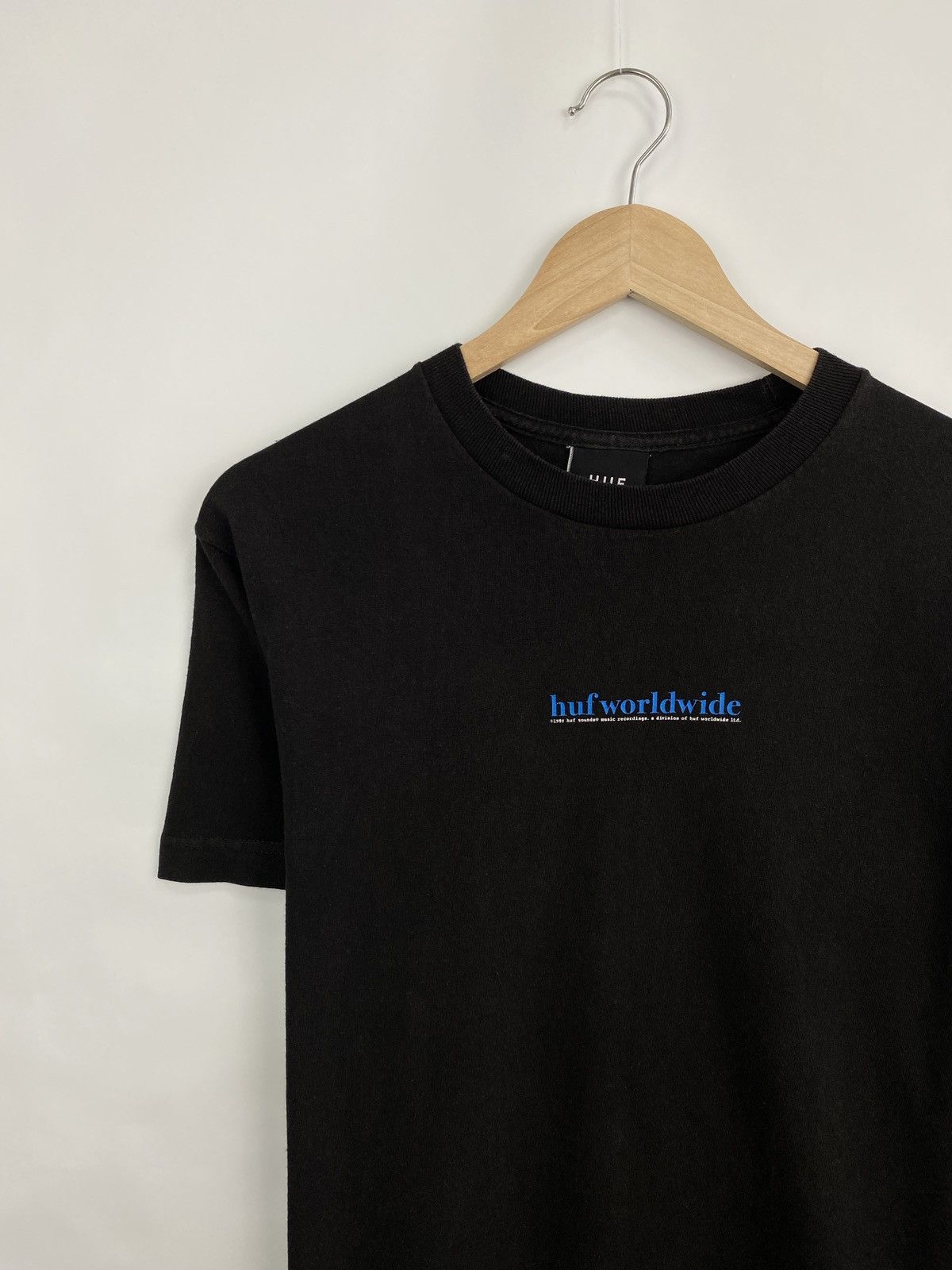 Huf Vintage 1984 Huf Worldwide Art T-Shirt Skateboards Rare Hype Size US M / EU 48-50 / 2 - 3 Thumbnail