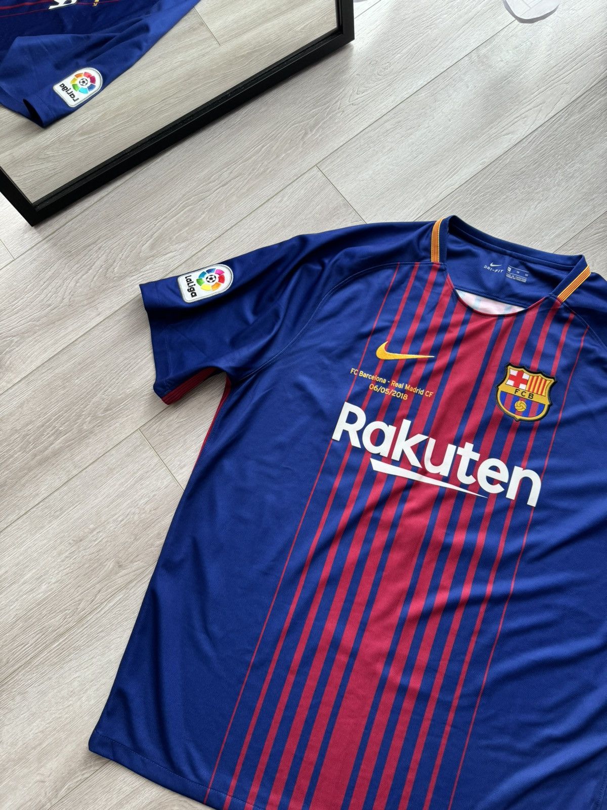 Nike Nike Messi F.C. Barcelona 2018 Home Soccer Football Jersey Size US XL / EU 56 / 4 - 3 Thumbnail