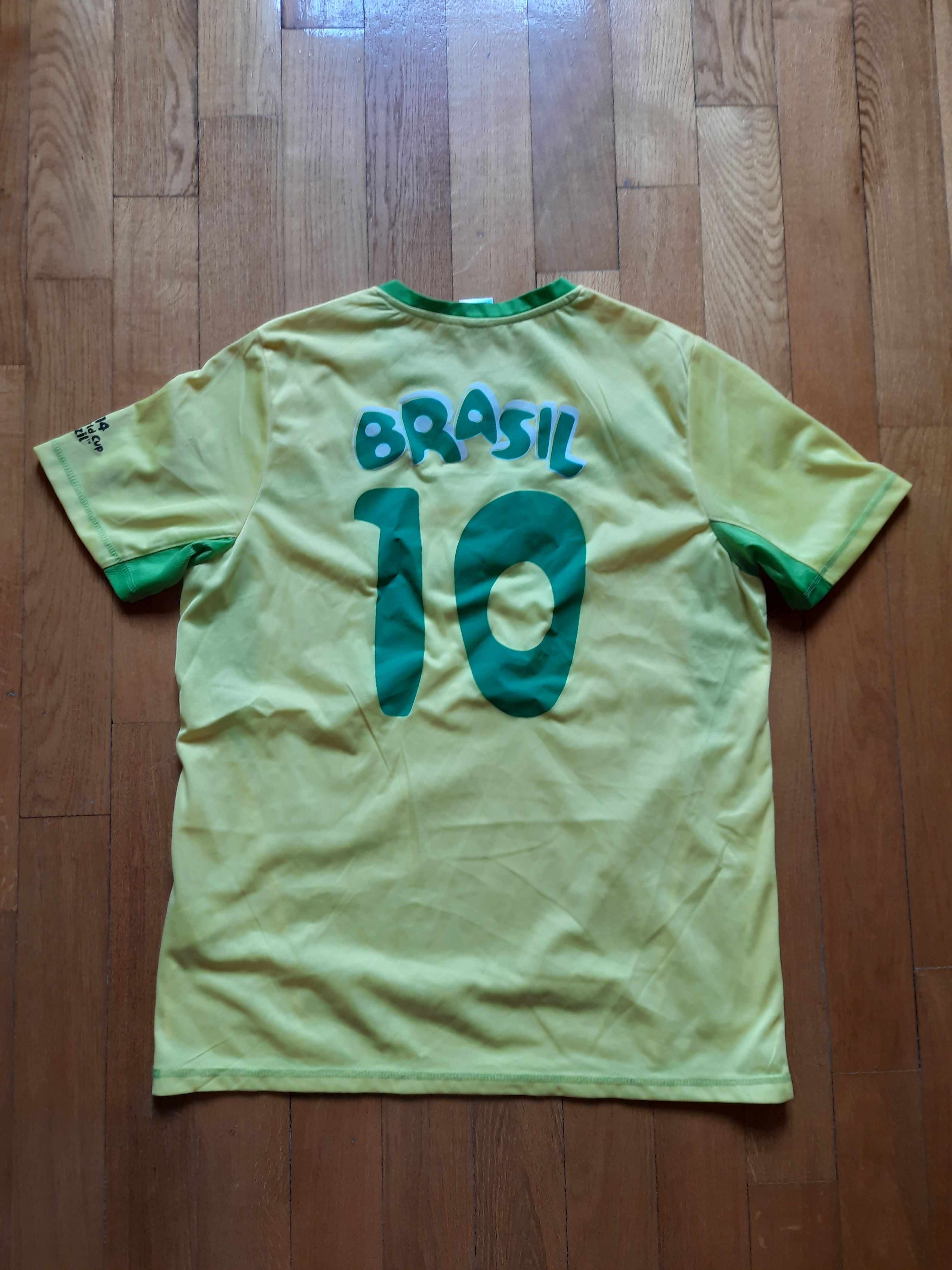 Sports Specialties Brazil Soccer Jersey World Cup 2014 Football Y2k Size US L / EU 52-54 / 3 - 2 Thumbnail