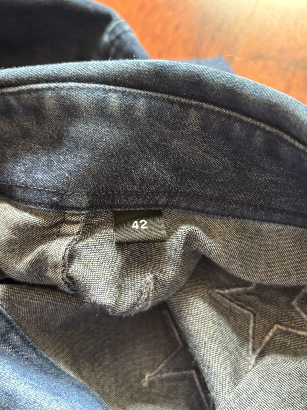 Givenchy Givenchy star denim shirt Size US M / EU 48-50 / 2 - 6 Thumbnail
