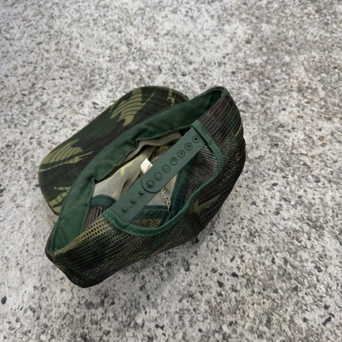 Vintage Vintage Camo Duck Hunt Trucker Hat Size ONE SIZE - 4 Thumbnail
