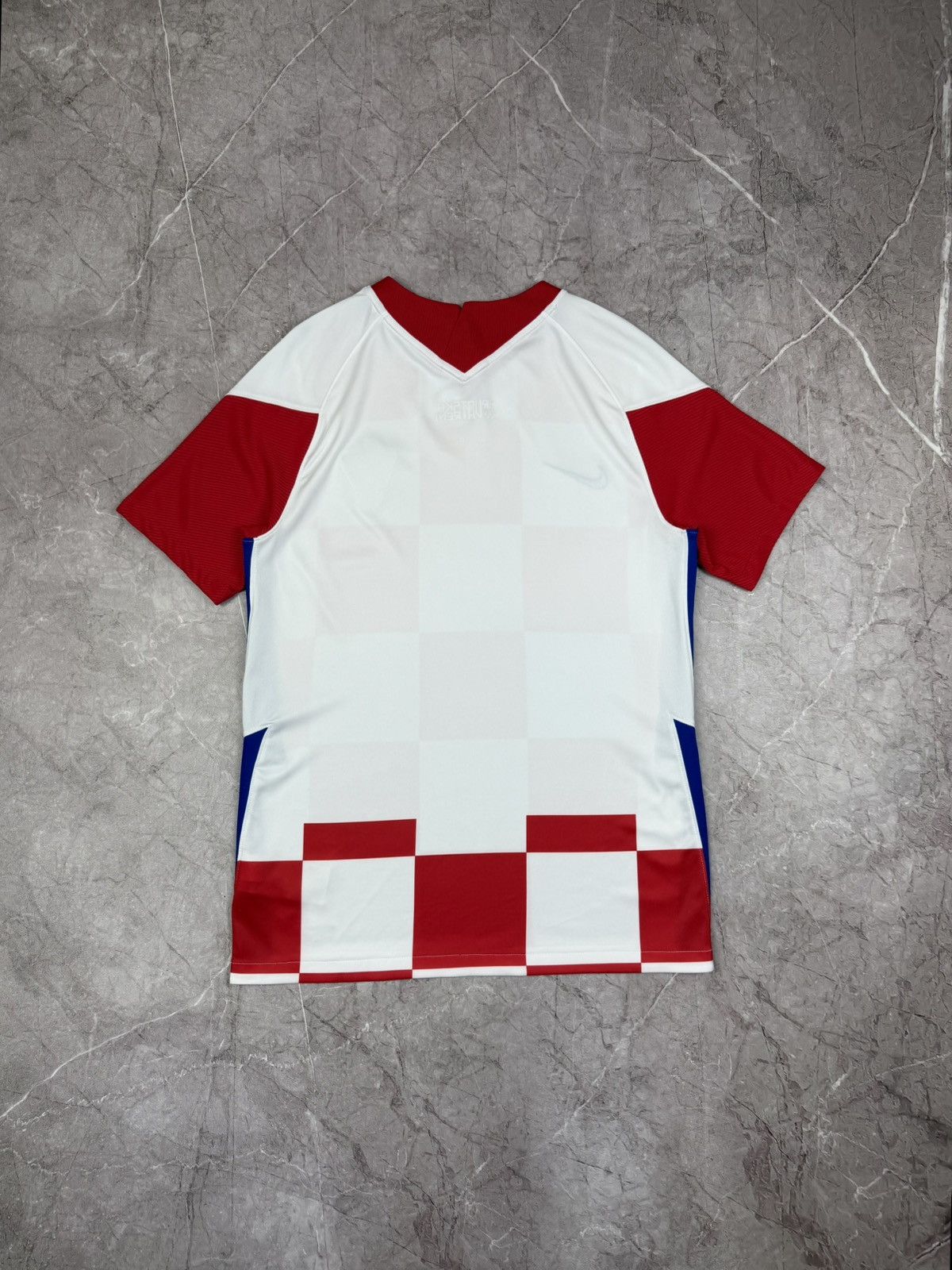 Nike Nike Croatia hns soccer jersey Size M Size US M / EU 48-50 / 2 - 2 Thumbnail