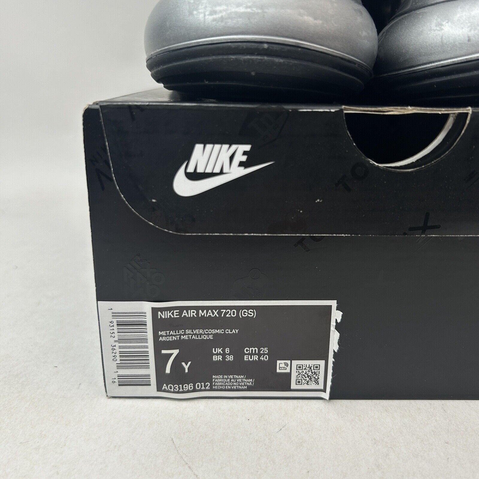 Nike Nike Air Max 720 GS “Metallic Silver” 2024 Size US 8.5 / IT 38.5 - 5 Thumbnail