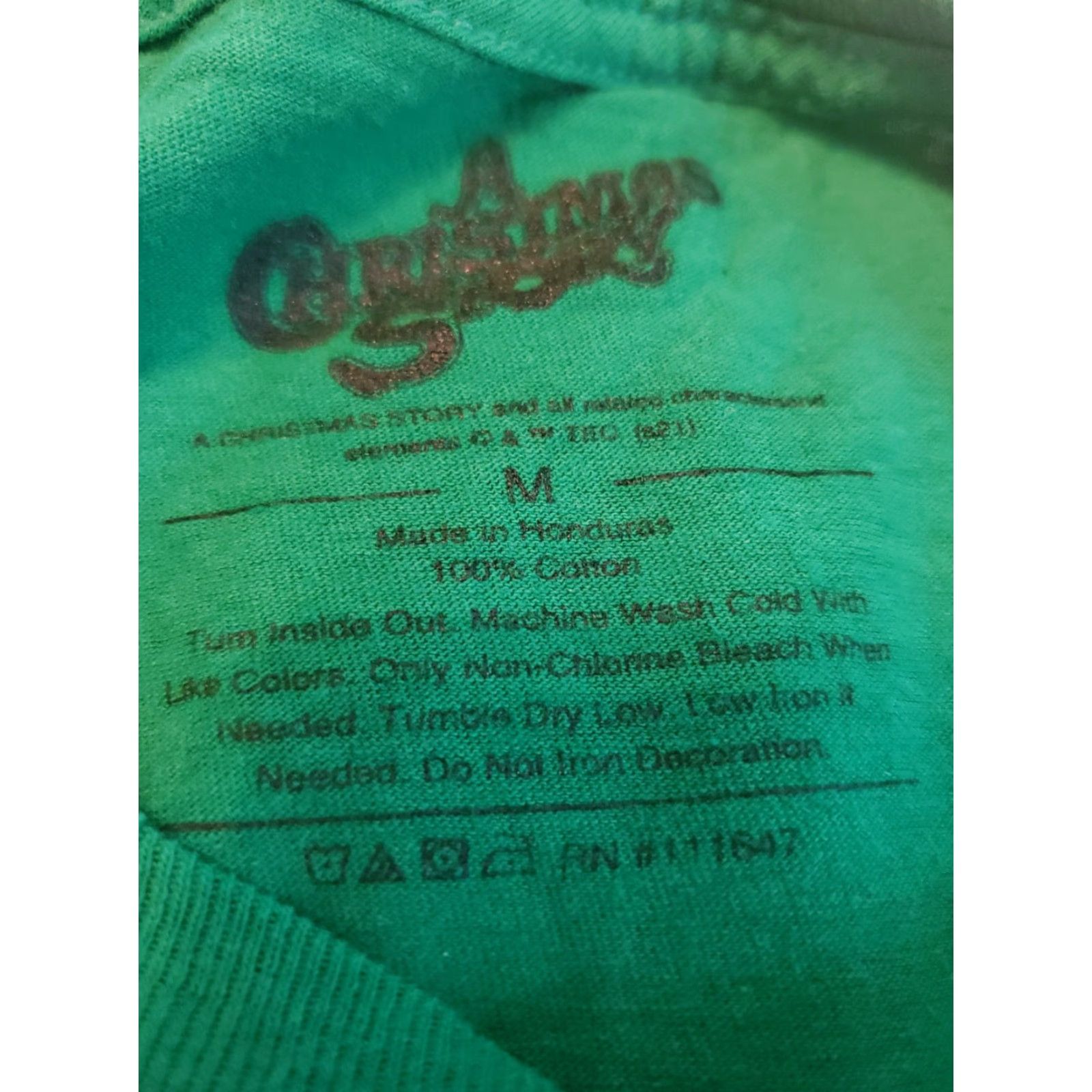 Vintage A Christmas Story T-Shirt Green Shirt Medium Adults Mens Crew Neck Ralphie Christmas Theme 90s? Size US M / EU 48-50 / 2 - 2 Thumbnail
