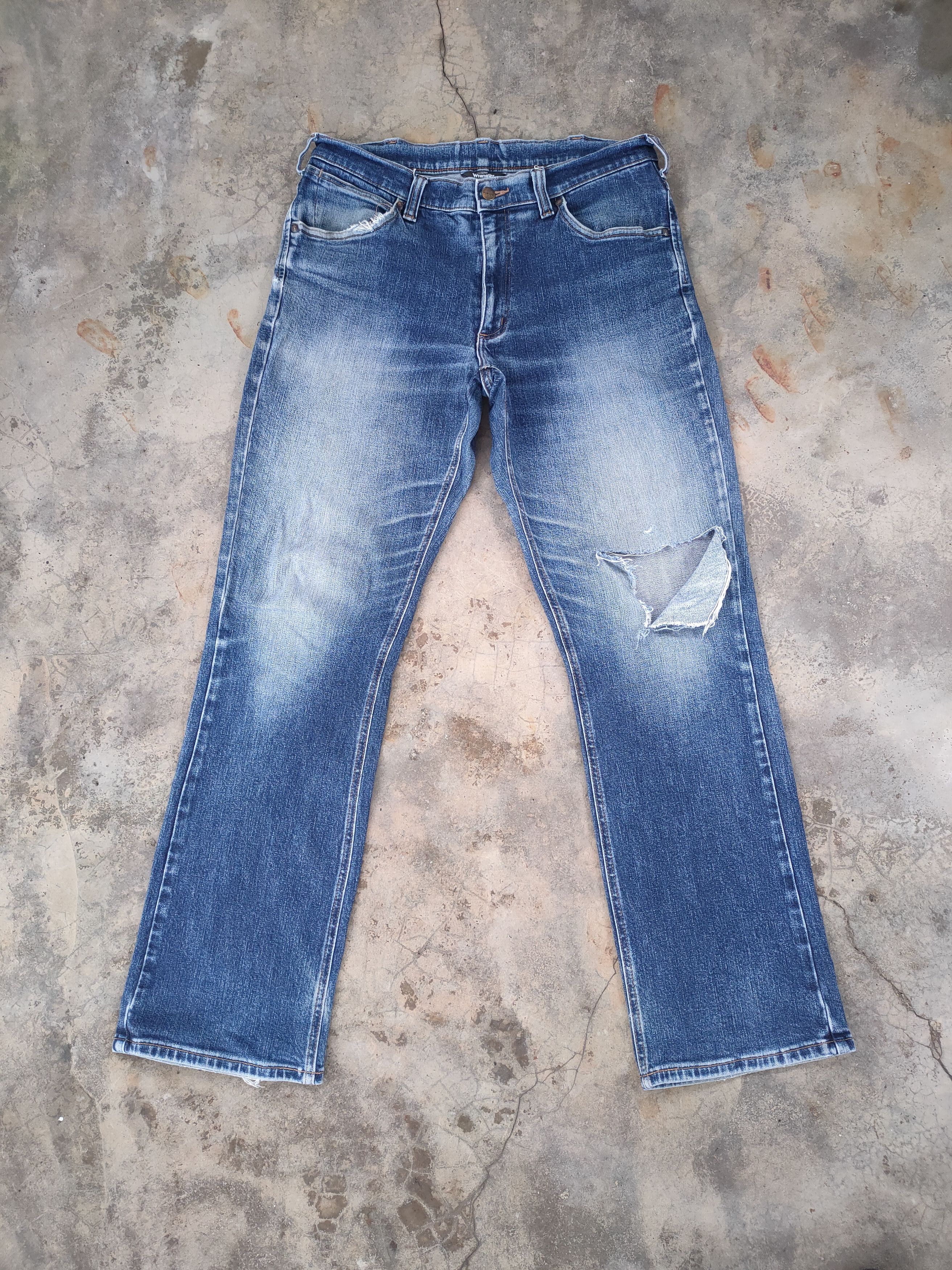 Wrangler W33 VINTAGE WRANGLER FADED DISTRESSED JEANS DENIM PANTS Size US 33 - 2 Thumbnail
