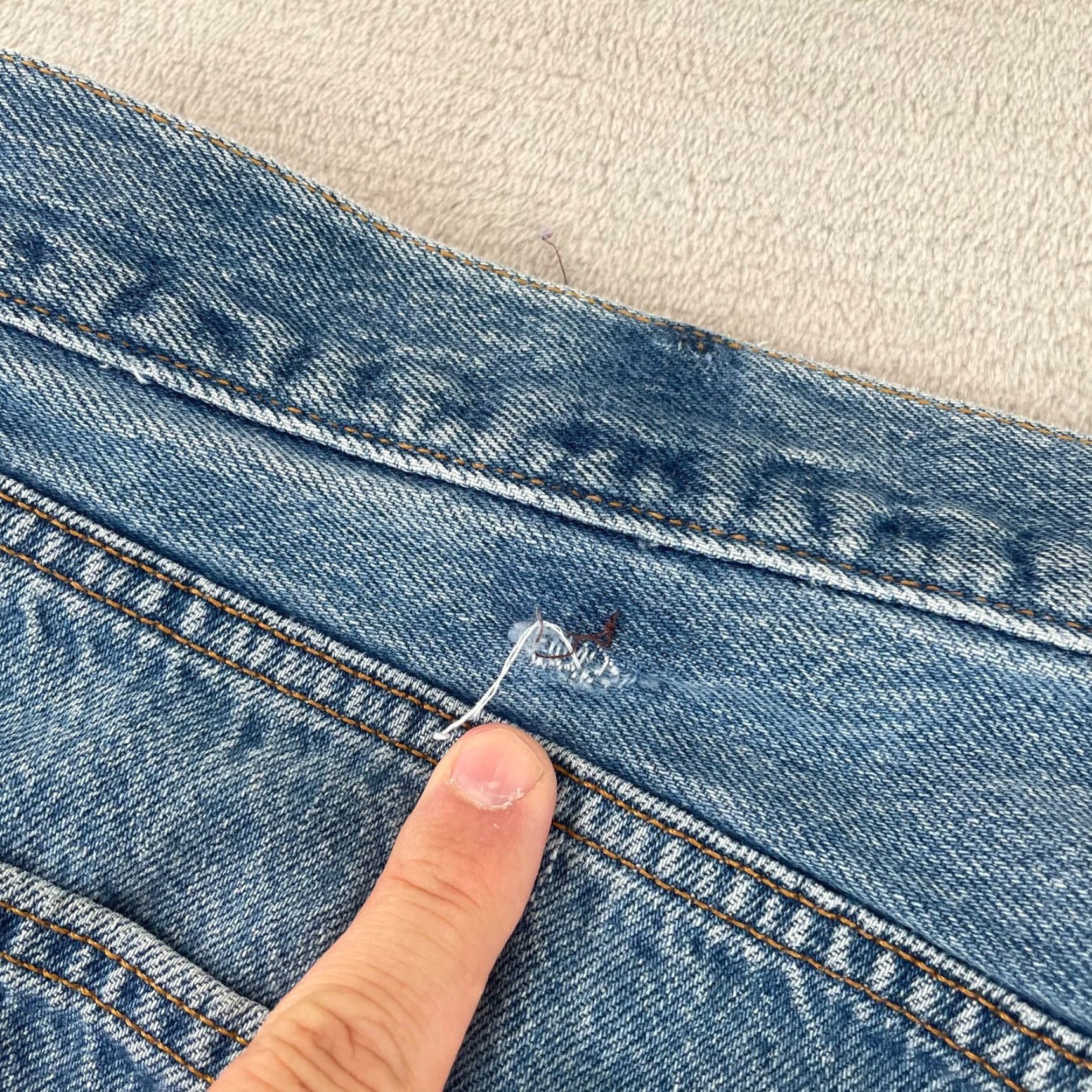 Levi's VINTAGE Levi's 501 XX Jeans Men 40x29 Blue Medium Wash Denim USA Made Y2K 80s 90s USA Mens Regular 5-Pocket Button-Fly Size US 40 / EU 56 - 7 Thumbnail