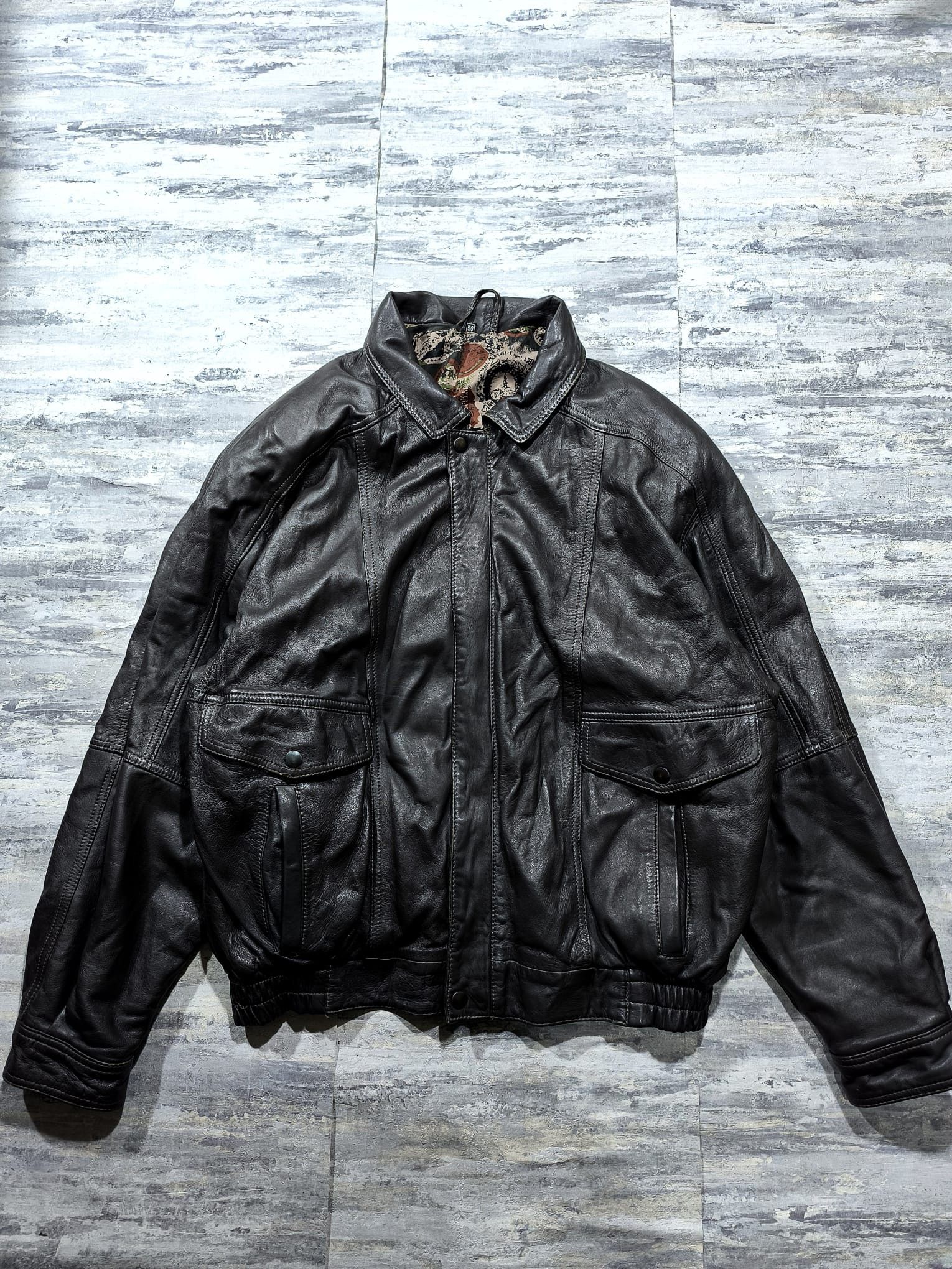 Vintage vintage boxy real leather bomber jacket oversize Size US L / EU 52-54 / 3 - 4 Thumbnail