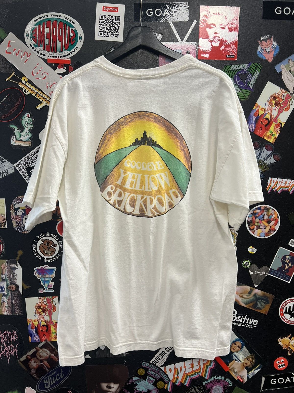 Vintage Vintage 1987 Elton John Goodbye Yellow Brick Road Shirt Size US XL / EU 56 / 4 - 2 Thumbnail
