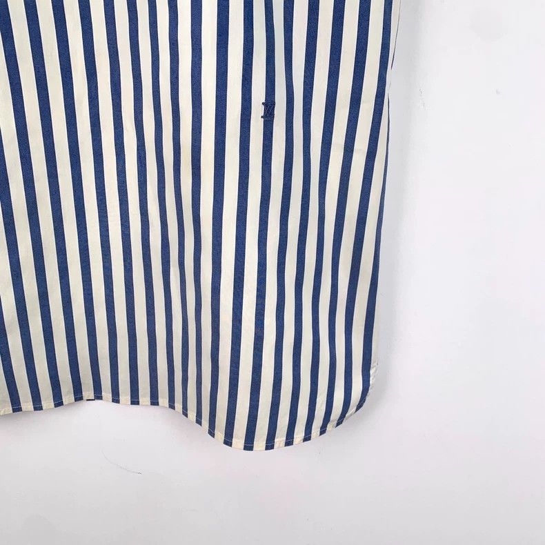 Louis Vuitton Louis Vuitton Light Blue Stripe Side Button Cotton Sleevel Size XXS / US 00 / IT 34 - 4 Thumbnail