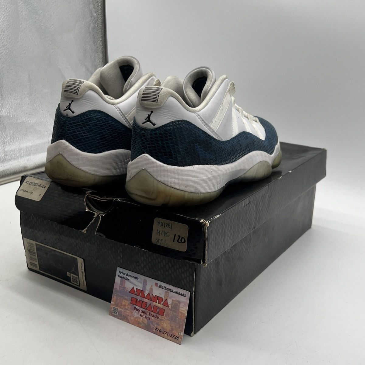 Jordan Brand Air Jordan 11 Low navy snakeskin Size US 9 / EU 42 - 5 Thumbnail