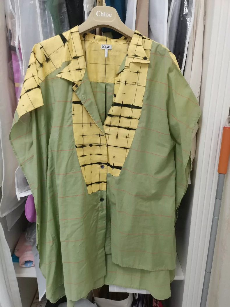 Loewe LOEWE blouse, Size M / US 6-8 / IT 42-44 - 2 Thumbnail