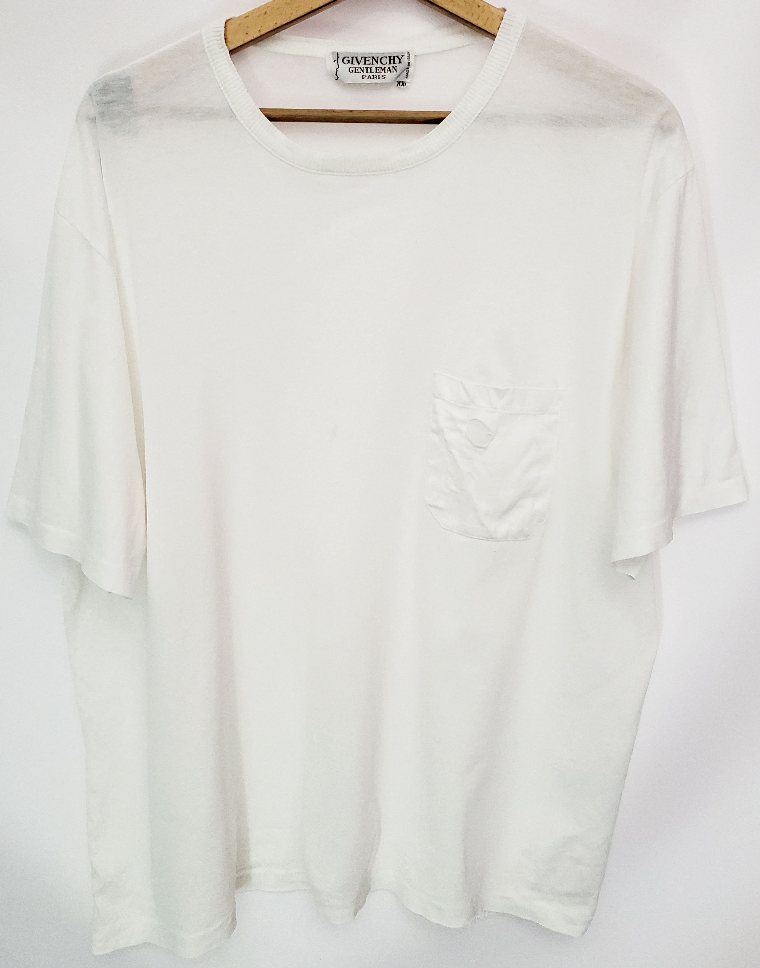 Tシャツ・カットソー GIVENCHY Men T-shirt White BM71MG3YQA 100 White cotton GIVENCHY Reverse T-shirt – Daniello.com