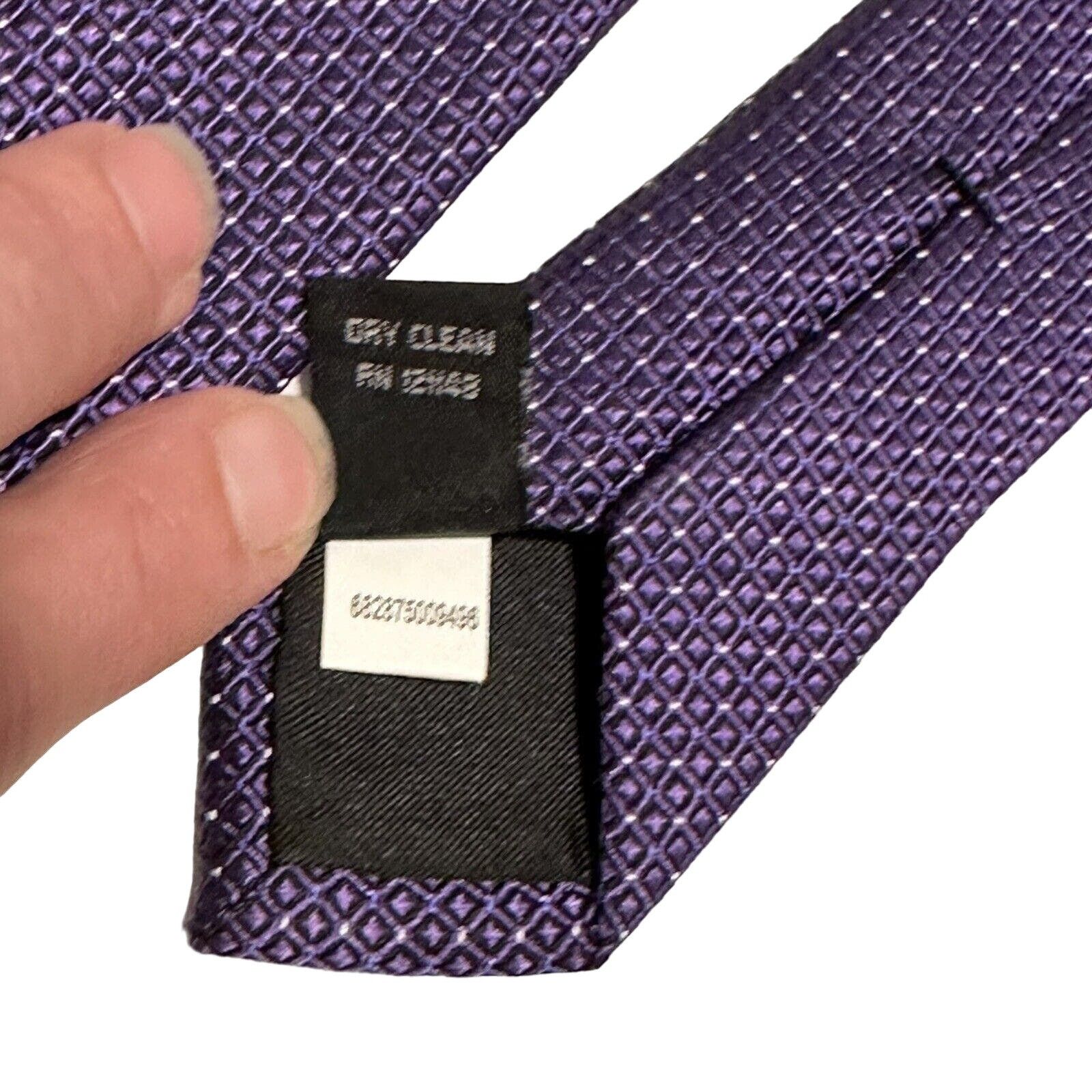 Van Heusen Van Heusen Silk Tie Purple Geometric Men 59 x 3” 100% Silk Size ONE SIZE - 7 Thumbnail