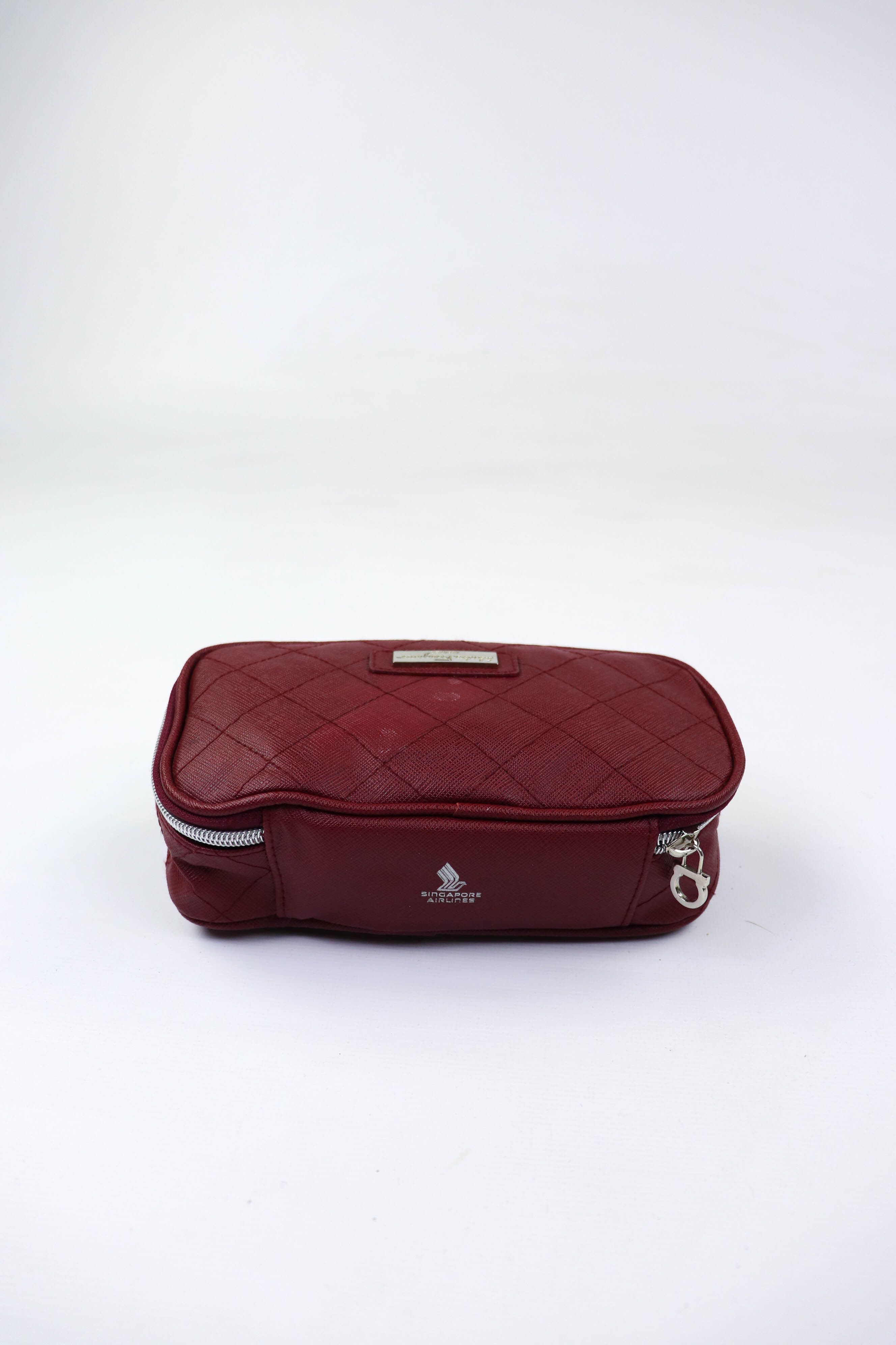 Salvatore Ferragamo Salvatore Ferragamo Parfums Singapore Airlines Red Zip Pouch Size ONE SIZE - 3 Thumbnail