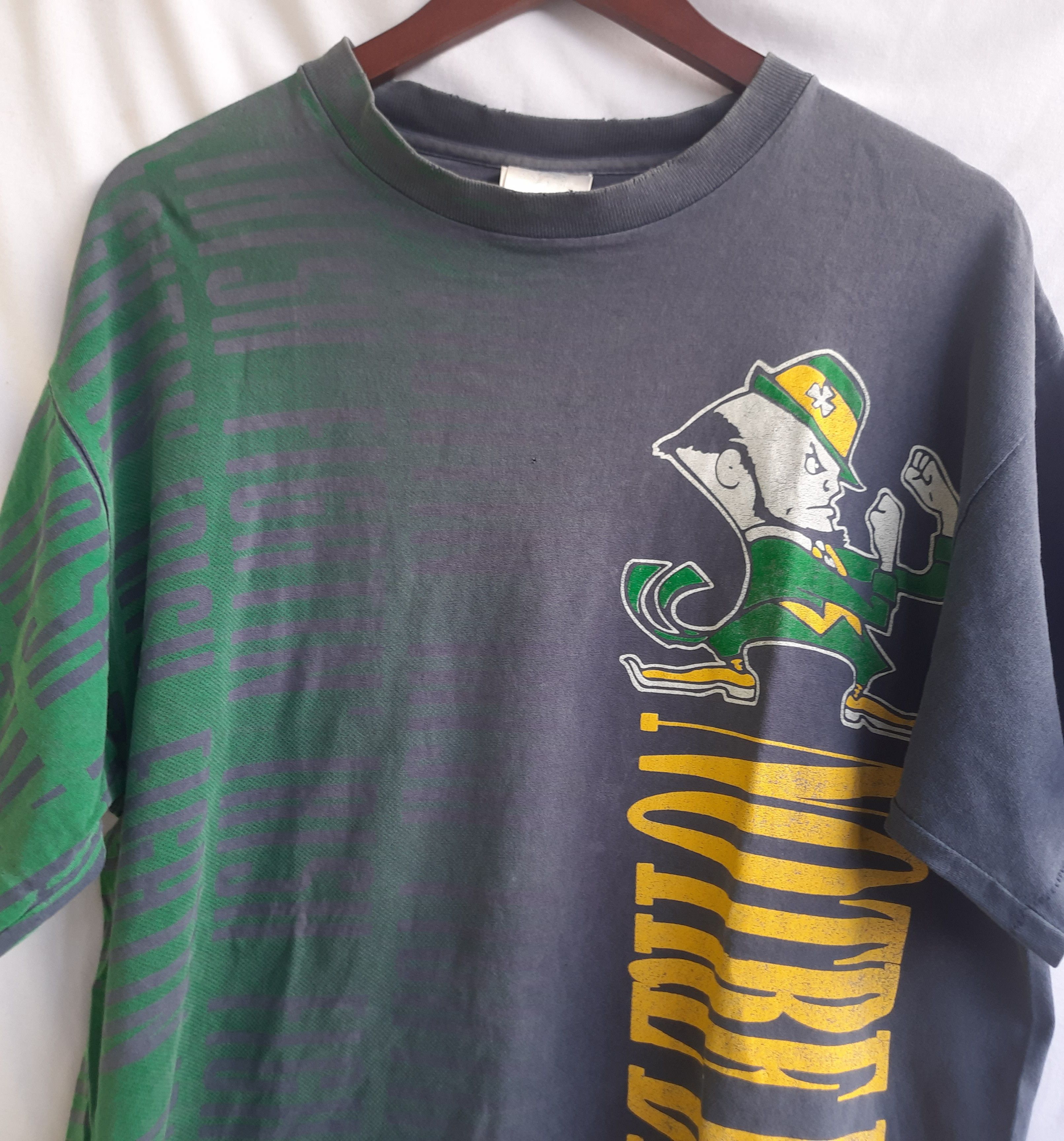 Vintage Distressed 90s Notre Dame AOP T-Shirt Single Stitch Size US L / EU 52-54 / 3 - 3 Thumbnail