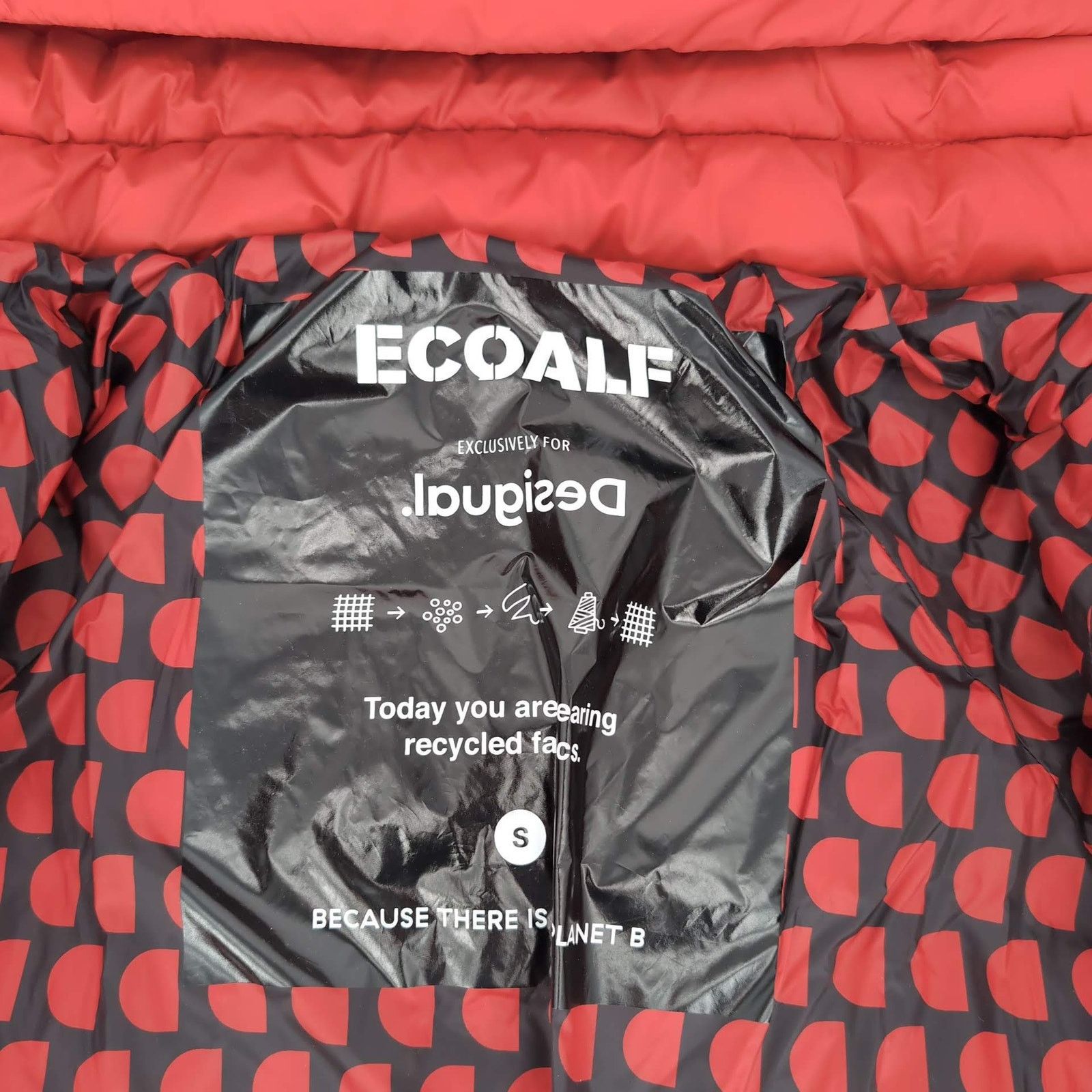 Desigual Desigual x Ecoalf Short Hooded NWT Puffer Jacket US Size XS Size XS / US 0-2 / IT 36-38 - 11 Thumbnail