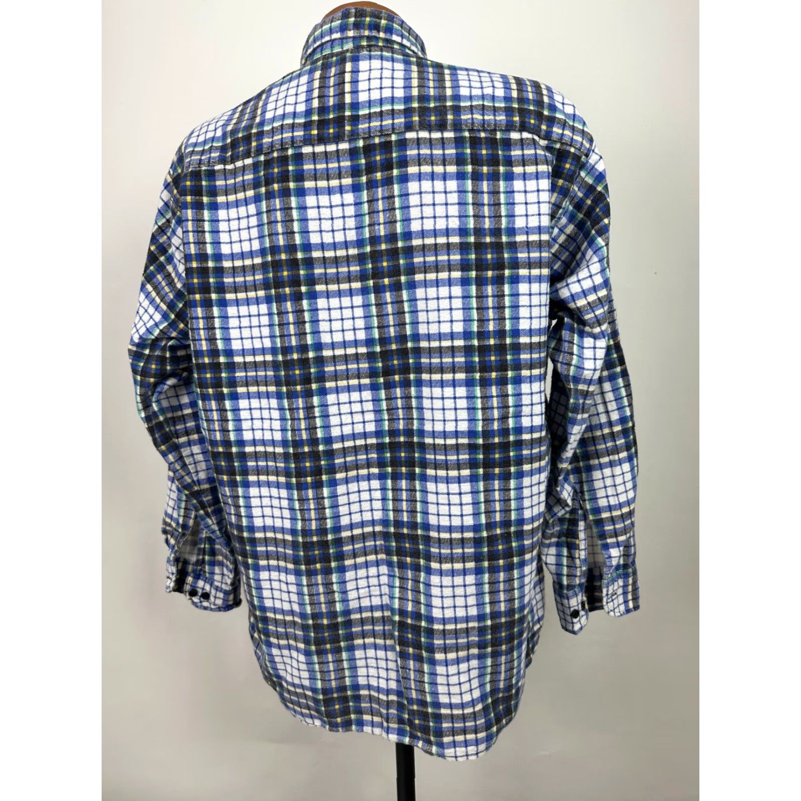 Vintage VINTAGE Saugatuck Flannel Shirt Men Large White Blue Plaid Button-Up Regular Fit 90s Grunge Size US L / EU 52-54 / 3 - 7 Thumbnail