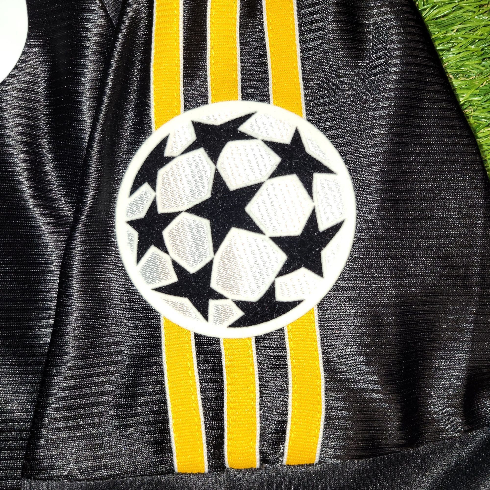 Adidas Redondo Real Madrid Away UEFA 1999 2000 Soccer Jersey M Size US M / EU 48-50 / 2 - 5 Thumbnail