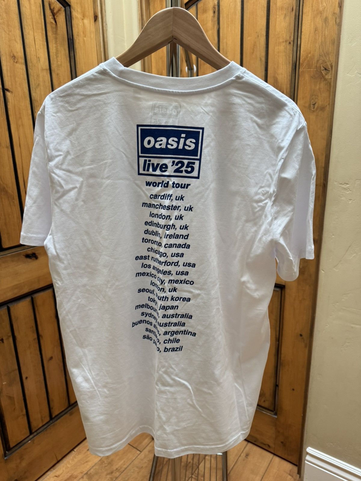 Other Oasis live 25 tour tee Size US XL / EU 56 / 4 - 2 Thumbnail