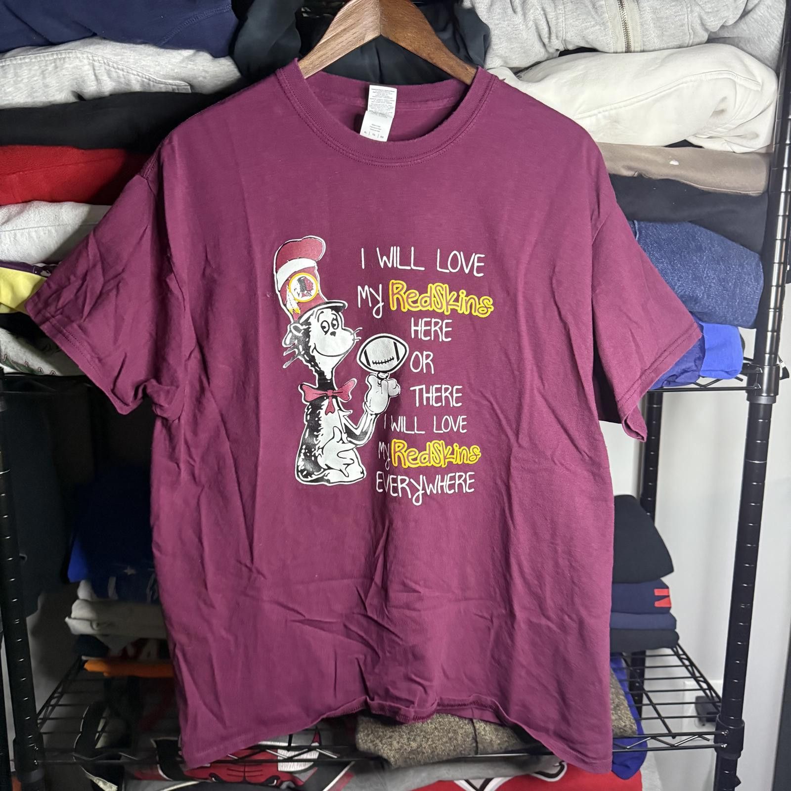 Gildan Vintage Red$kins Dr. Seuss T-shirt Size US XL / EU 56 / 4 - 1 Thumbnail