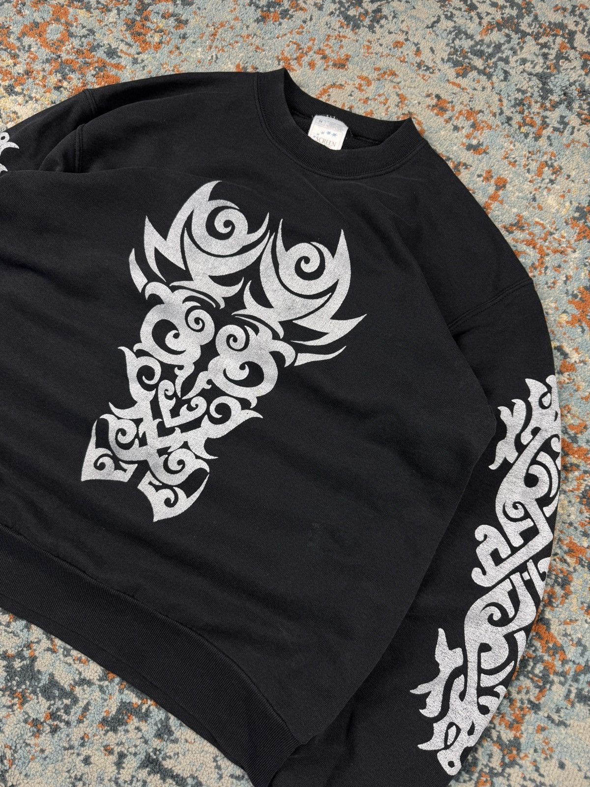 Vintage Vintage 90s tribal rock metal techno rave style sweatshirt Size US L / EU 52-54 / 3 - 3 Thumbnail