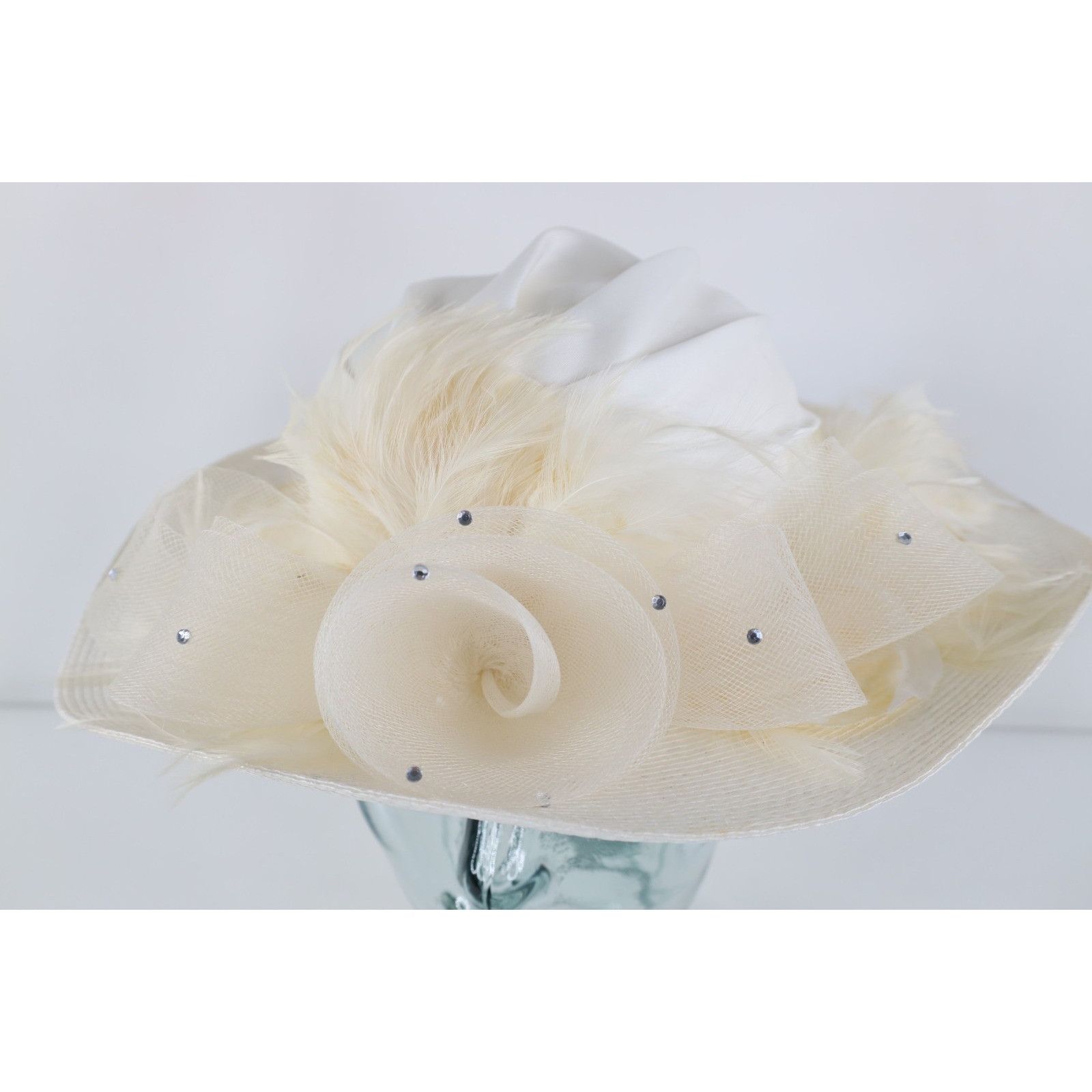 Vintage Vintage 80s 90s Wide Brimmed Feather Ribbon Rhinestone Hat Size ONE SIZE - 1 Thumbnail
