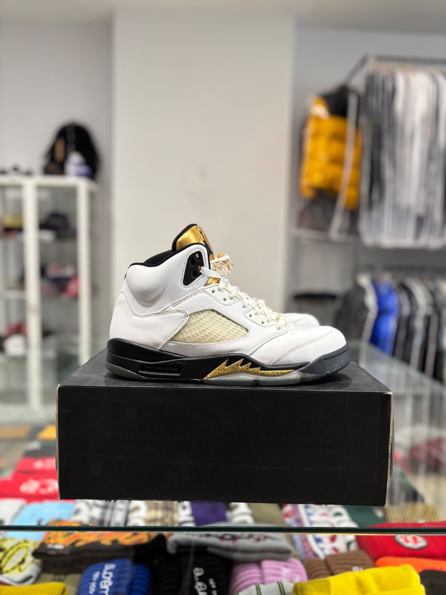 Jordan Brand Jordan 5 Olympic (2016) Size US 10.5 / EU 43-44 - 1 Thumbnail