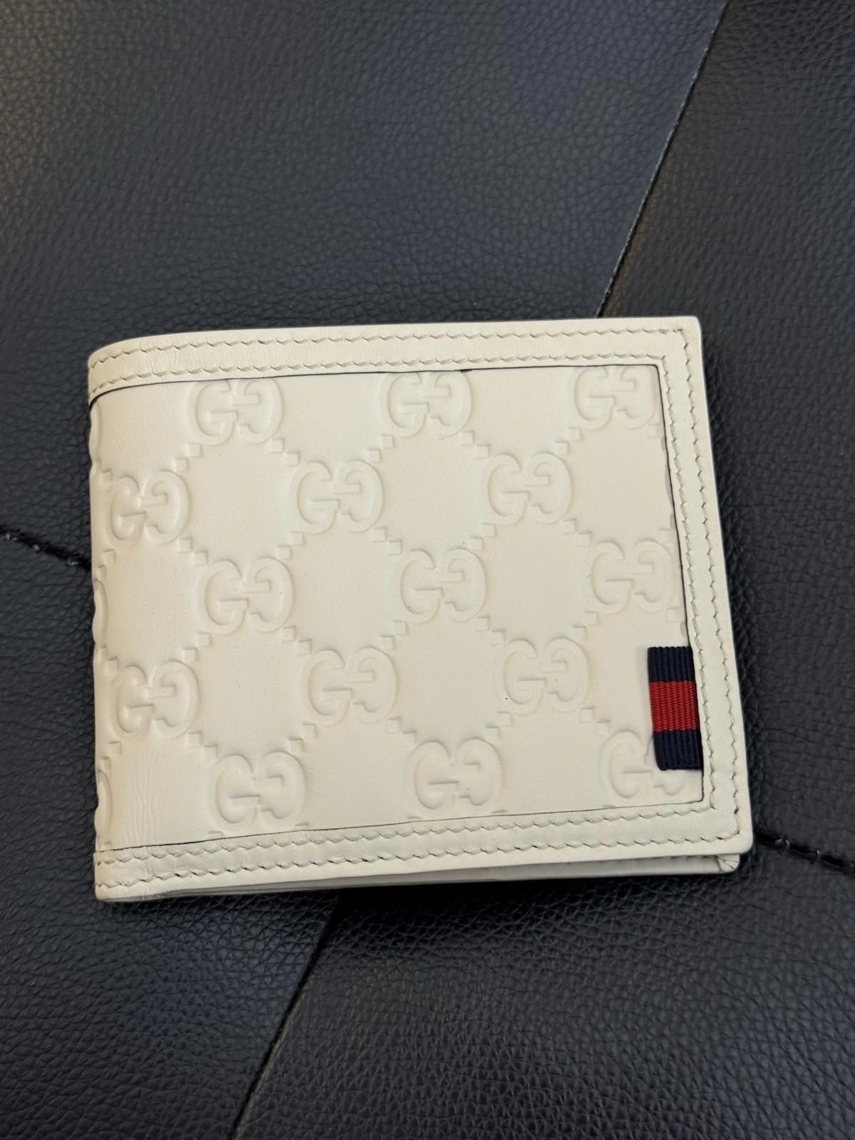 Gucci GUCCI Bifold Wallet Leather Authentic $595 Embroidered Size ONE SIZE - 7 Thumbnail