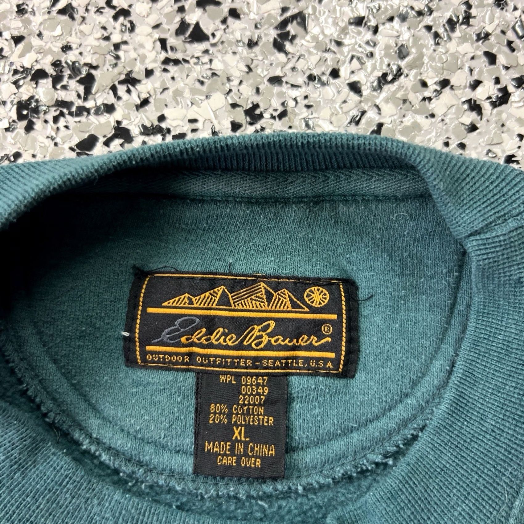 Eddie Bauer VINTAGE Eddie Bauer Spell Out Crewneck Sweatshirt Mens XL Green Shirt Mens XL Green Crewneck Sweatshirt Size US XL / EU 56 / 4 - 3 Thumbnail