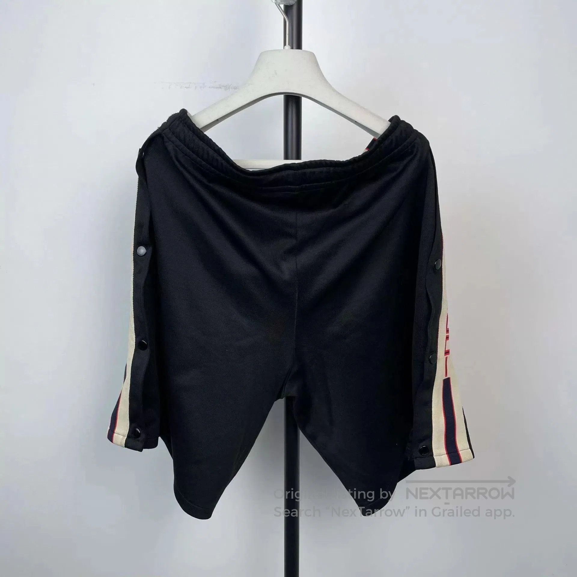 Gucci Black Striped Side Panel Drawstring Shorts. Size US 34 / EU 50 - 2 Thumbnail