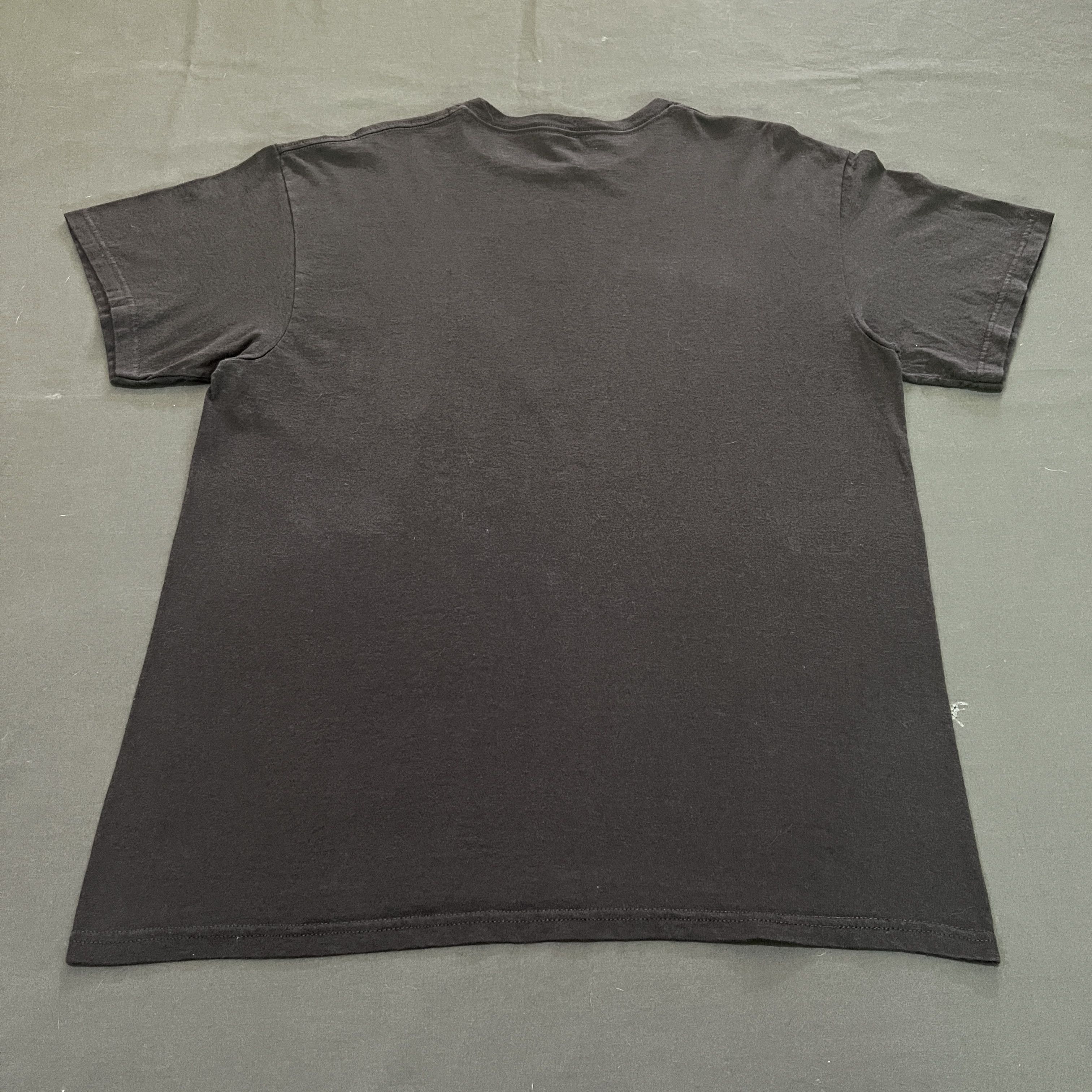 Vintage Vintage Y2K Jesus God Lord Bible Holy Tee Shirt Size US L / EU 52-54 / 3 - 4 Thumbnail