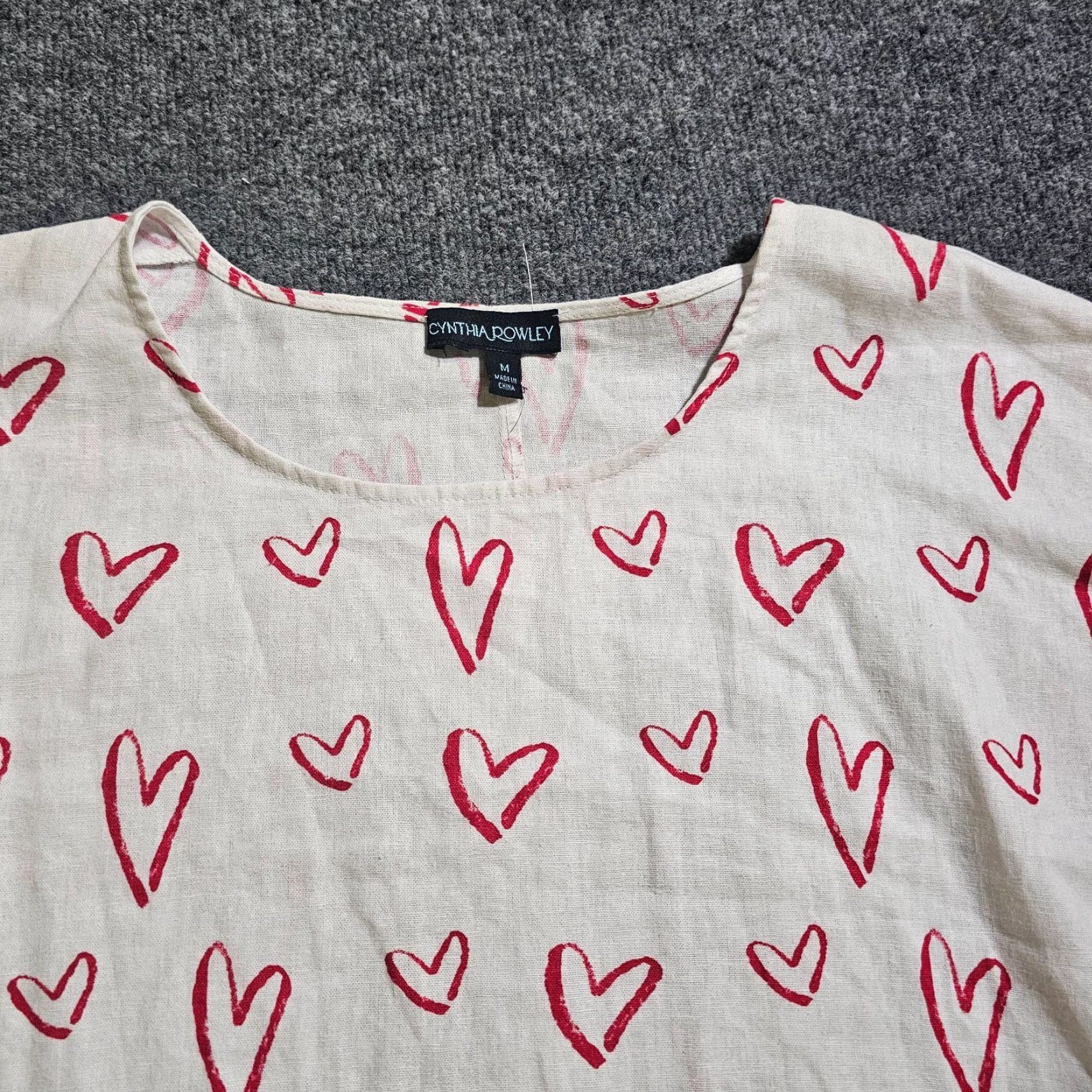 Cynthia Rowley Cynthia Rowley Top Shirt Womens Medium White Red Hearts Linen 3/4 Sleeve Casual Size M / US 6-8 / IT 42-44 - 2 Thumbnail