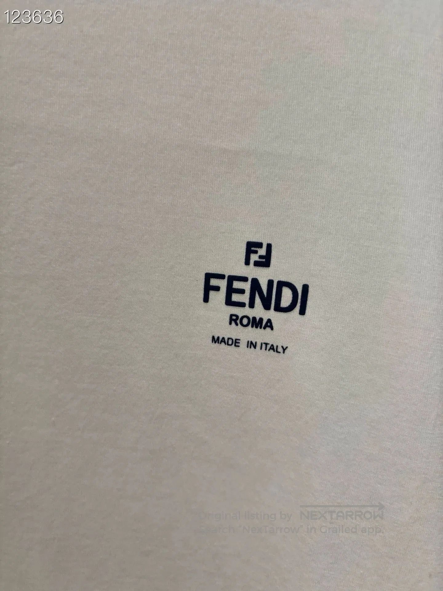 Fendi Fendi New Gradient Logo Casual T. Size US XL / EU 56 / 4 - 6 Thumbnail