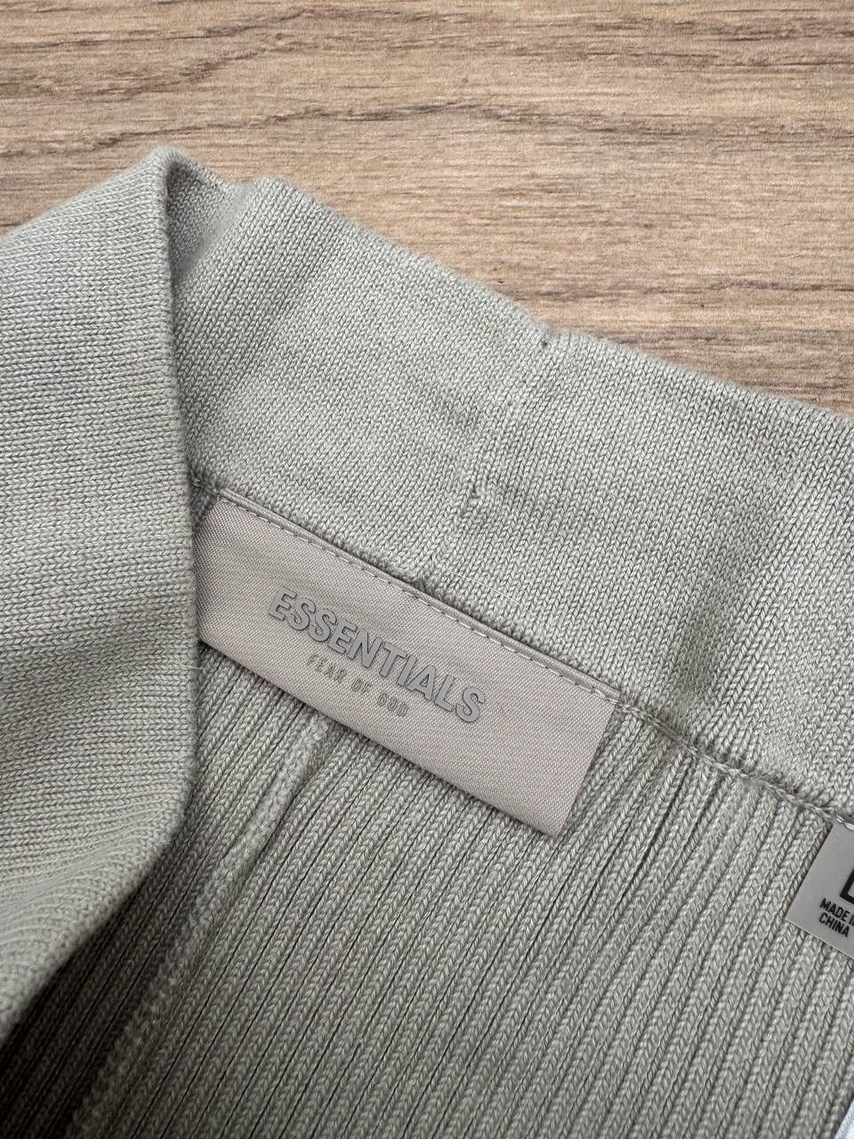 Fear of God Essentials Fear of God Beige Rib Leggings Rib knit FW25 Size 34" / US 12 / IT 48 - 10 Thumbnail