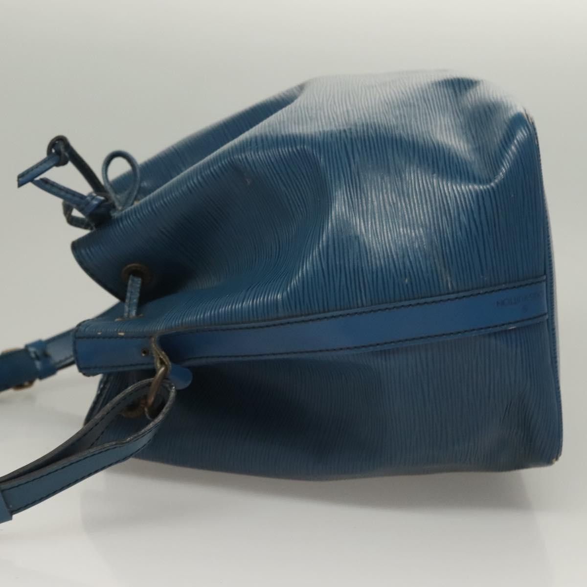 Louis Vuitton LOUIS VUITTON Epi Petit Noe Shoulder Bag Blue M44105 Size ONE SIZE - 5 Thumbnail