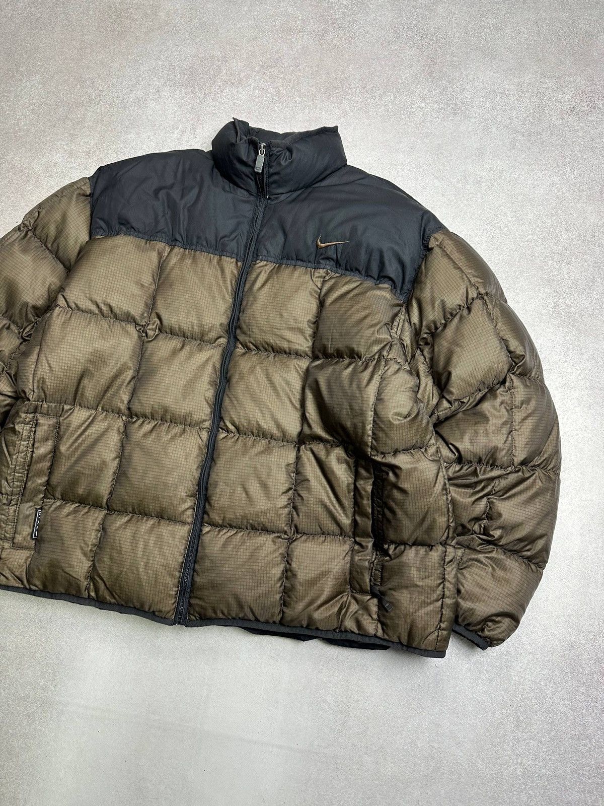 Nike ACG Vintage 90s Nike ACG Mettalic Swoosh Goose Down Jacket XL Size US XL / EU 56 / 4 - 2 Thumbnail